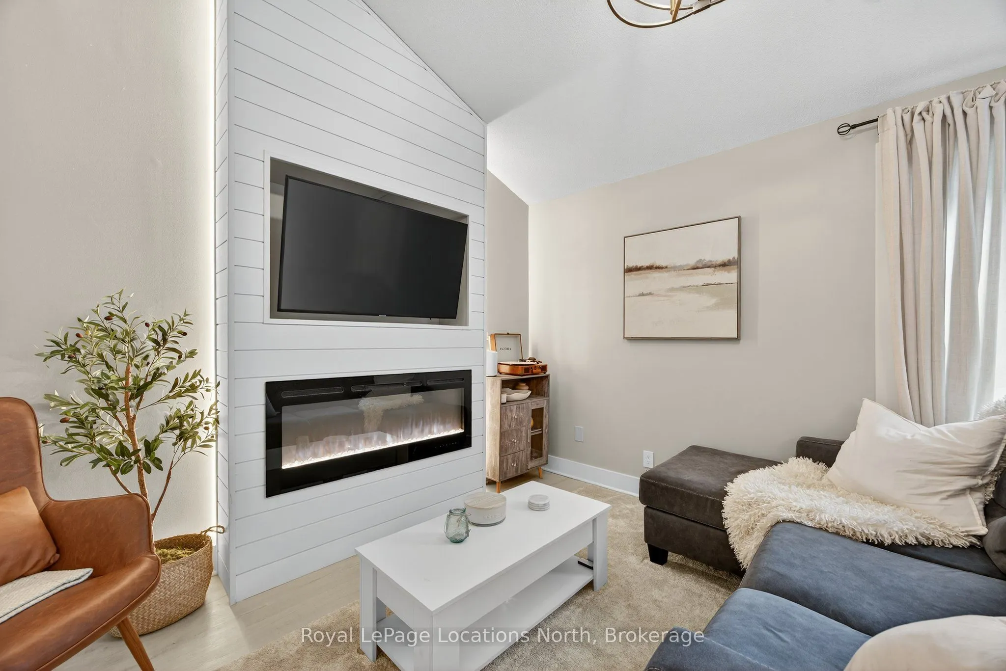 5 Dawson Drive, #305