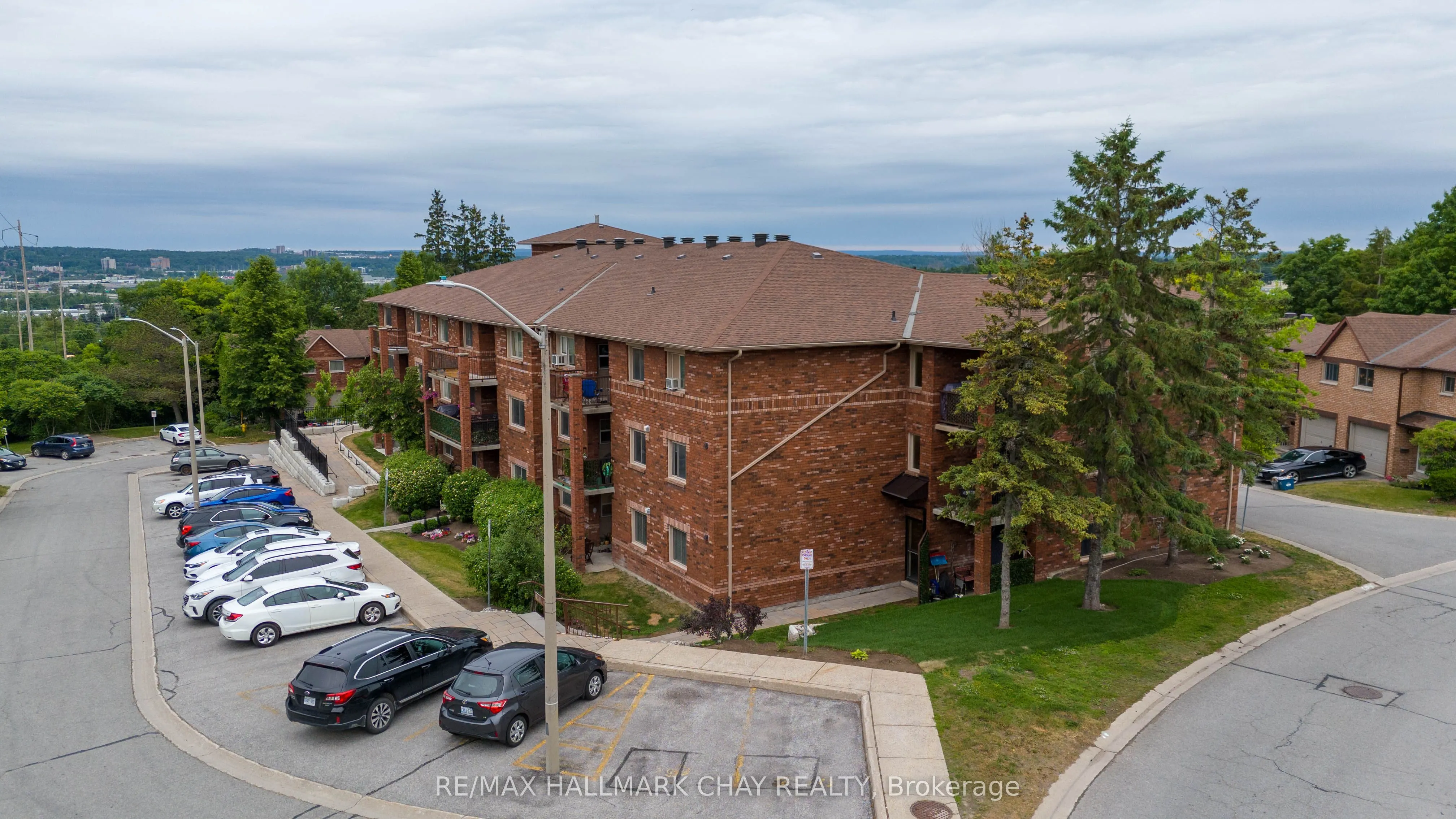 1 Quail Crescent, #106