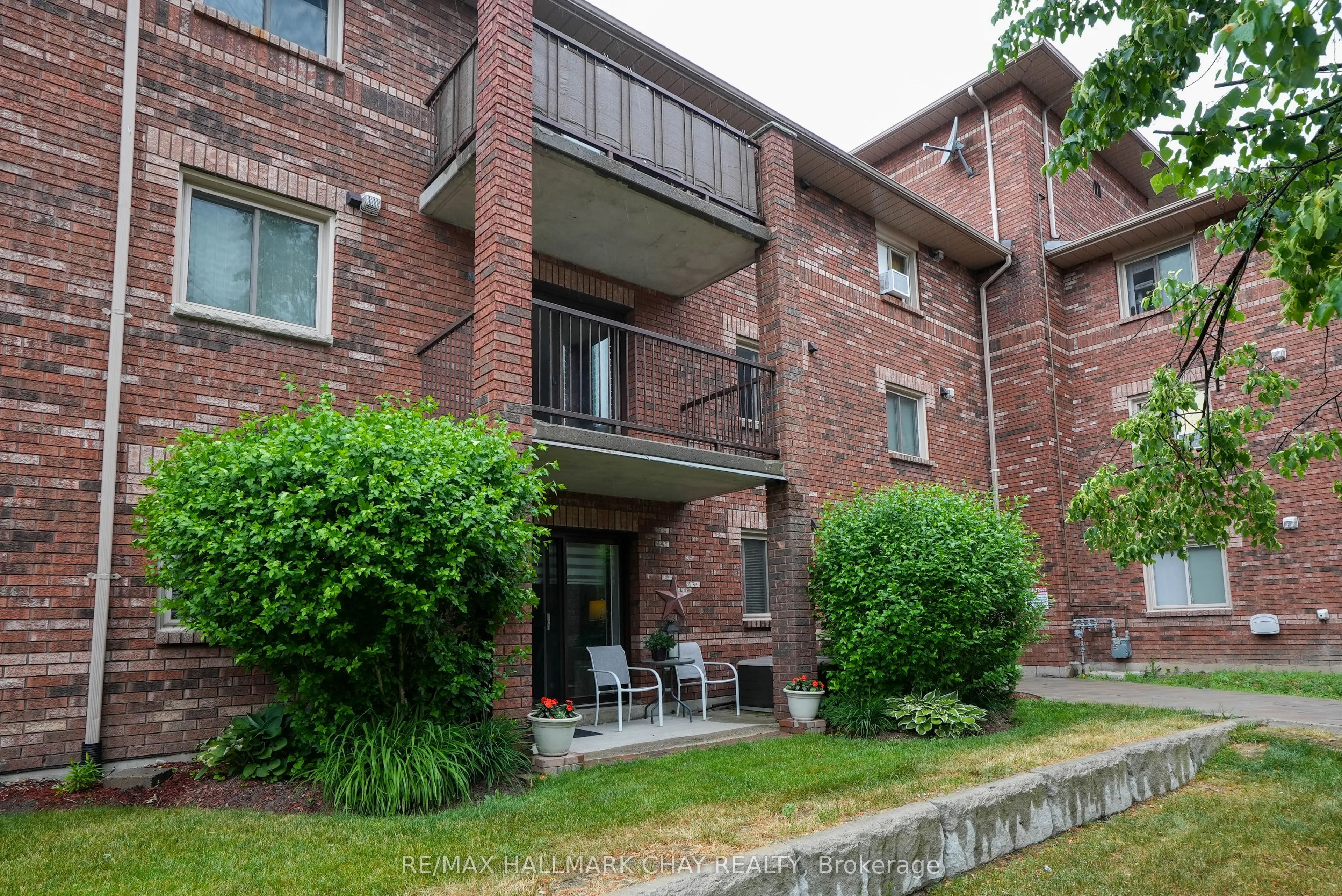 1 Quail Crescent, #106