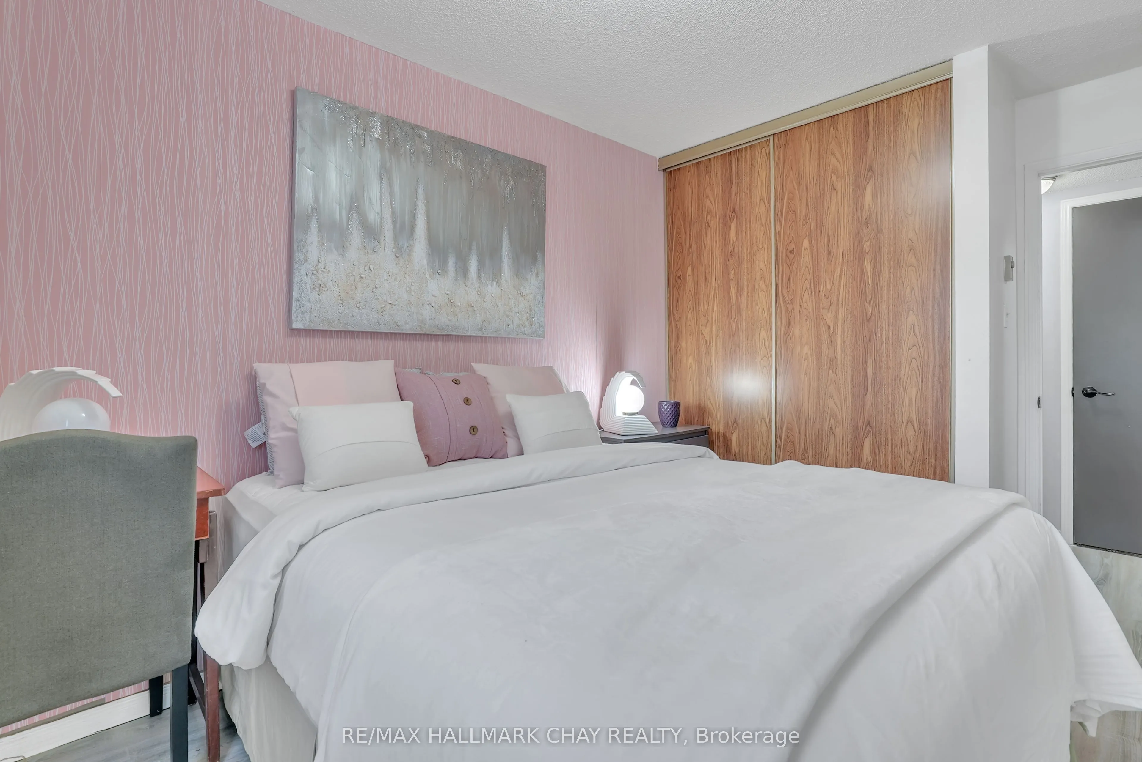 1 Quail Crescent, #106
