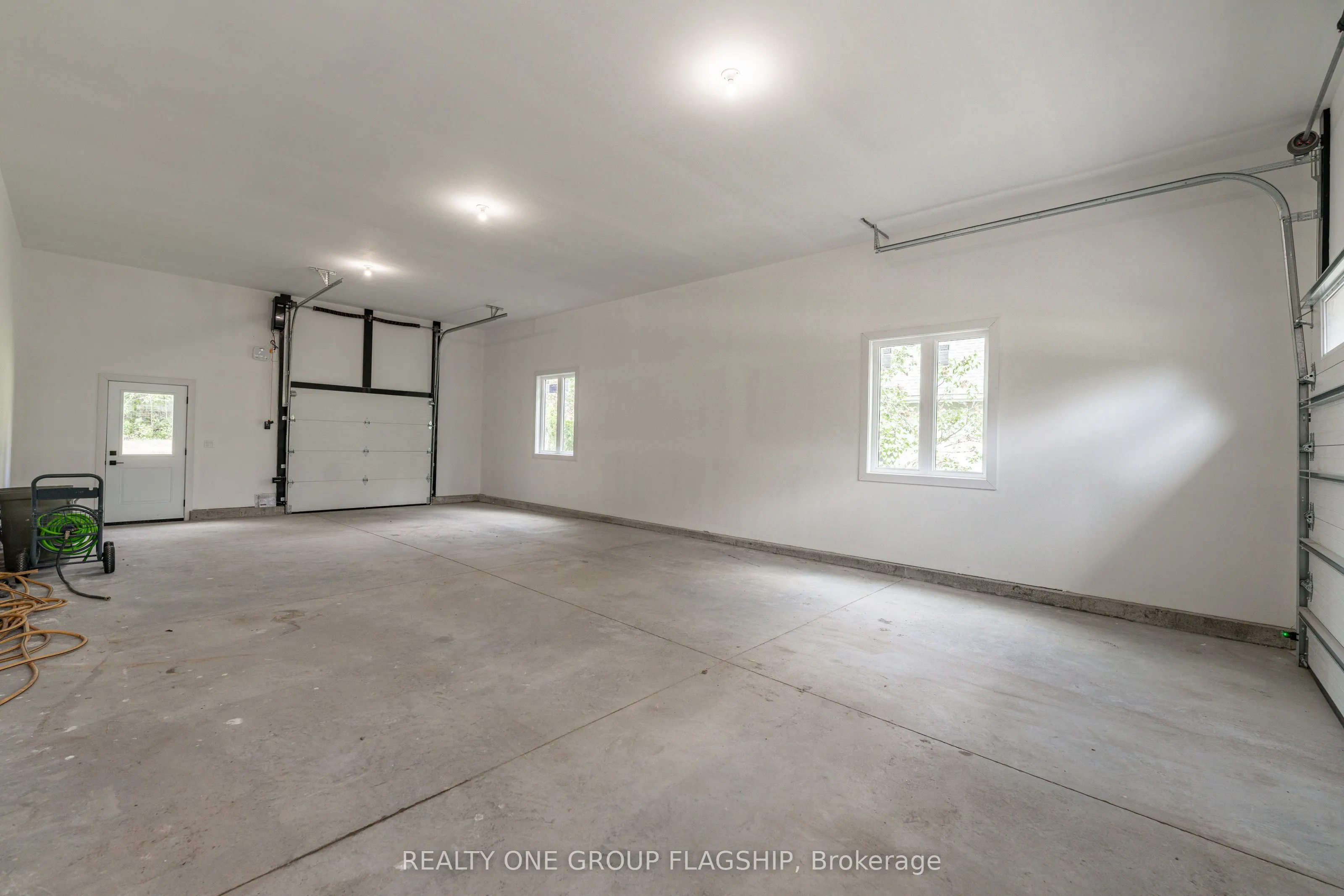 32 Alpine Way