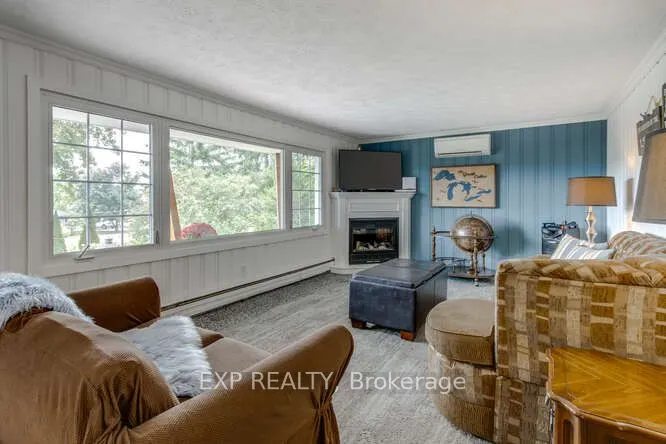 304 Champlain Road