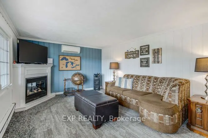 304 Champlain Road