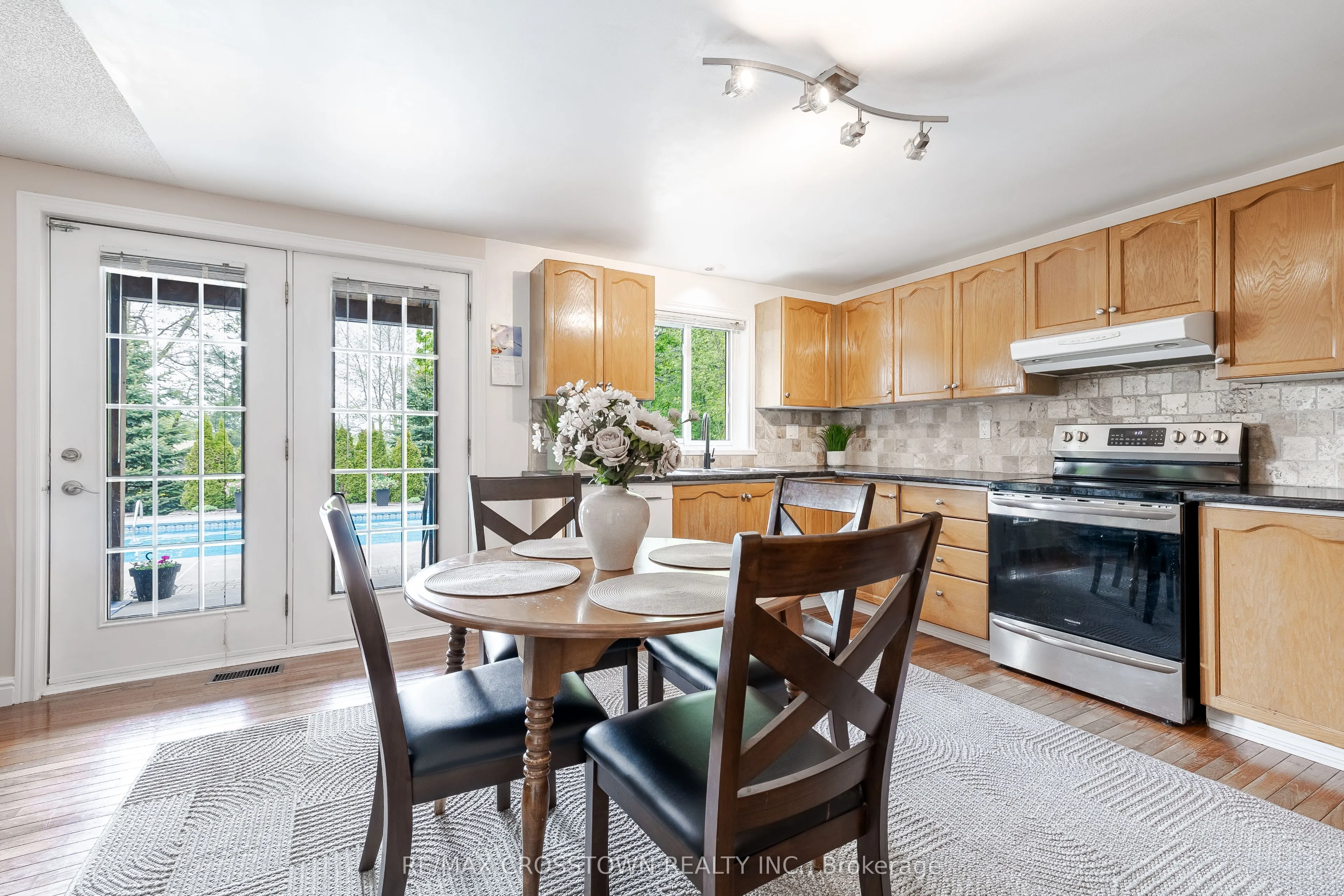 10 Nugent Court