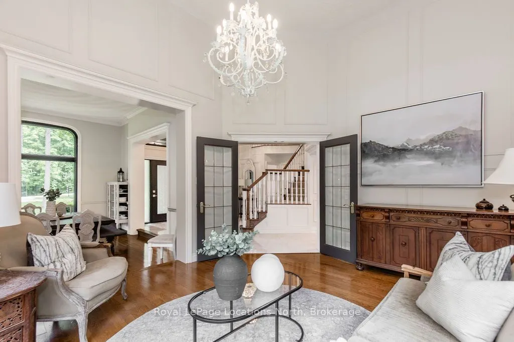 18 Mills Circle