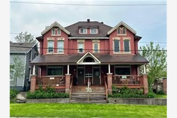 99 Mulcaster Street