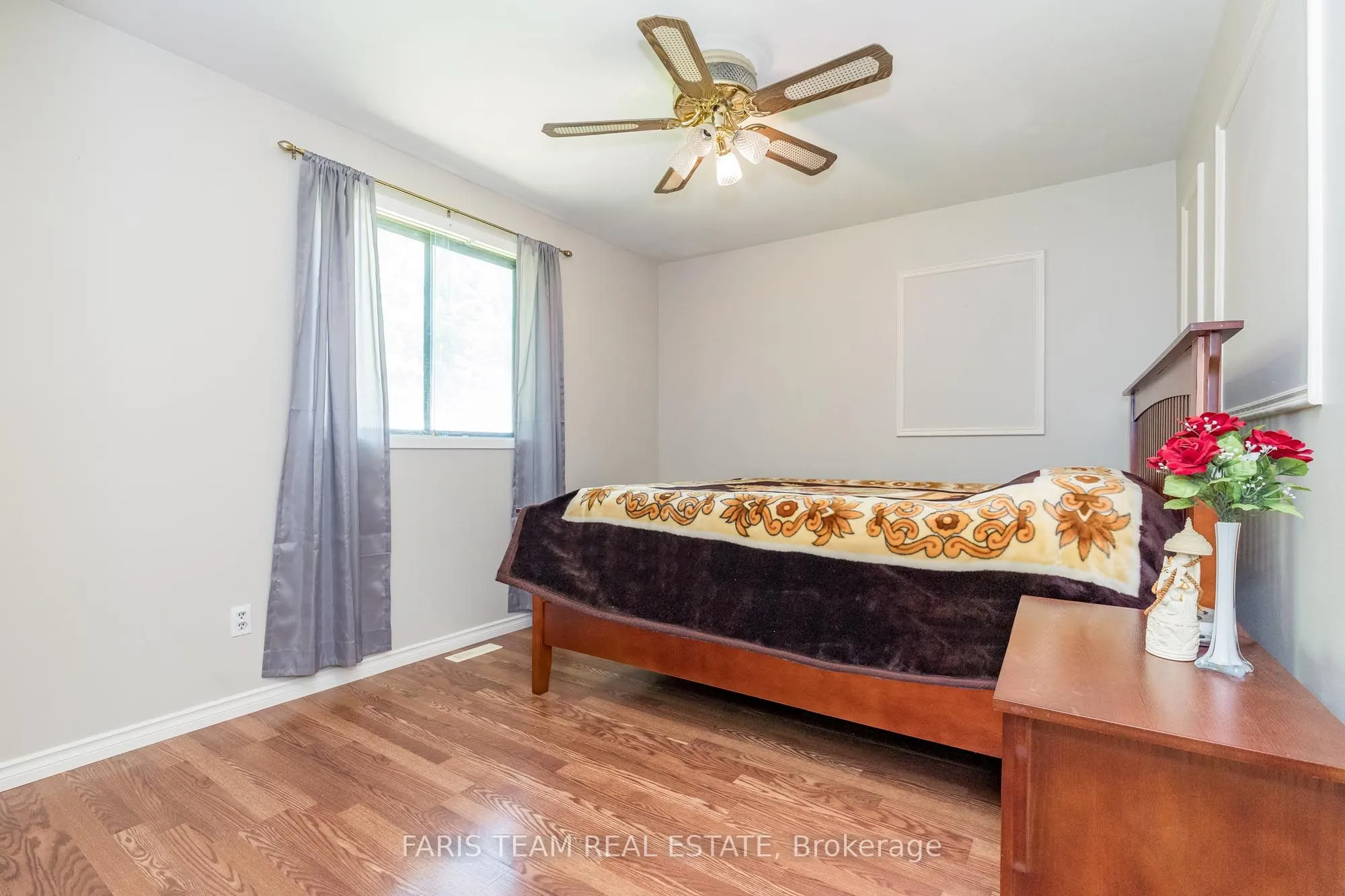 1059 Glen Mhor Crescent