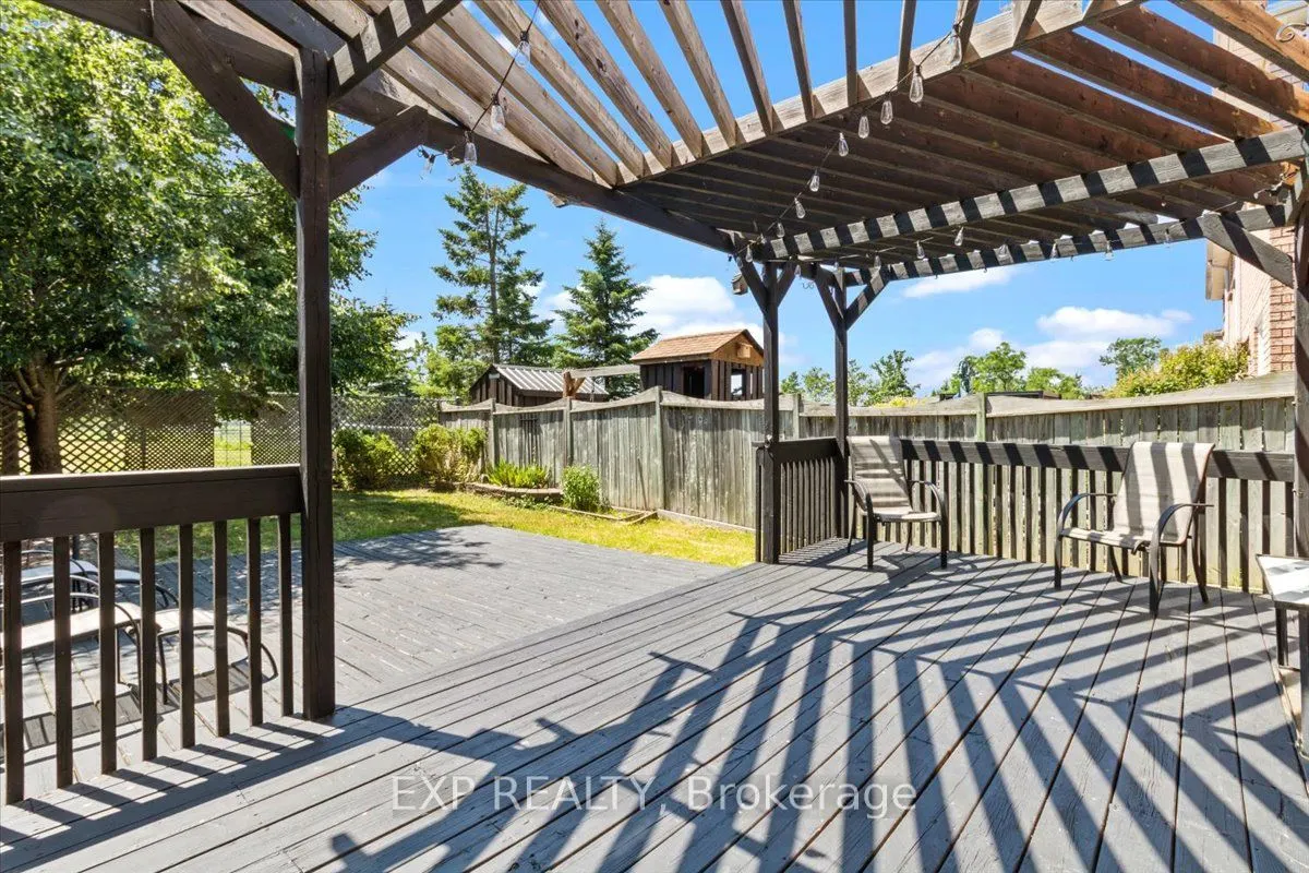 32 Michael Crescent