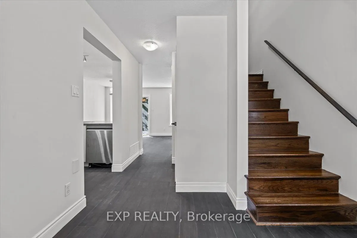 32 Michael Crescent