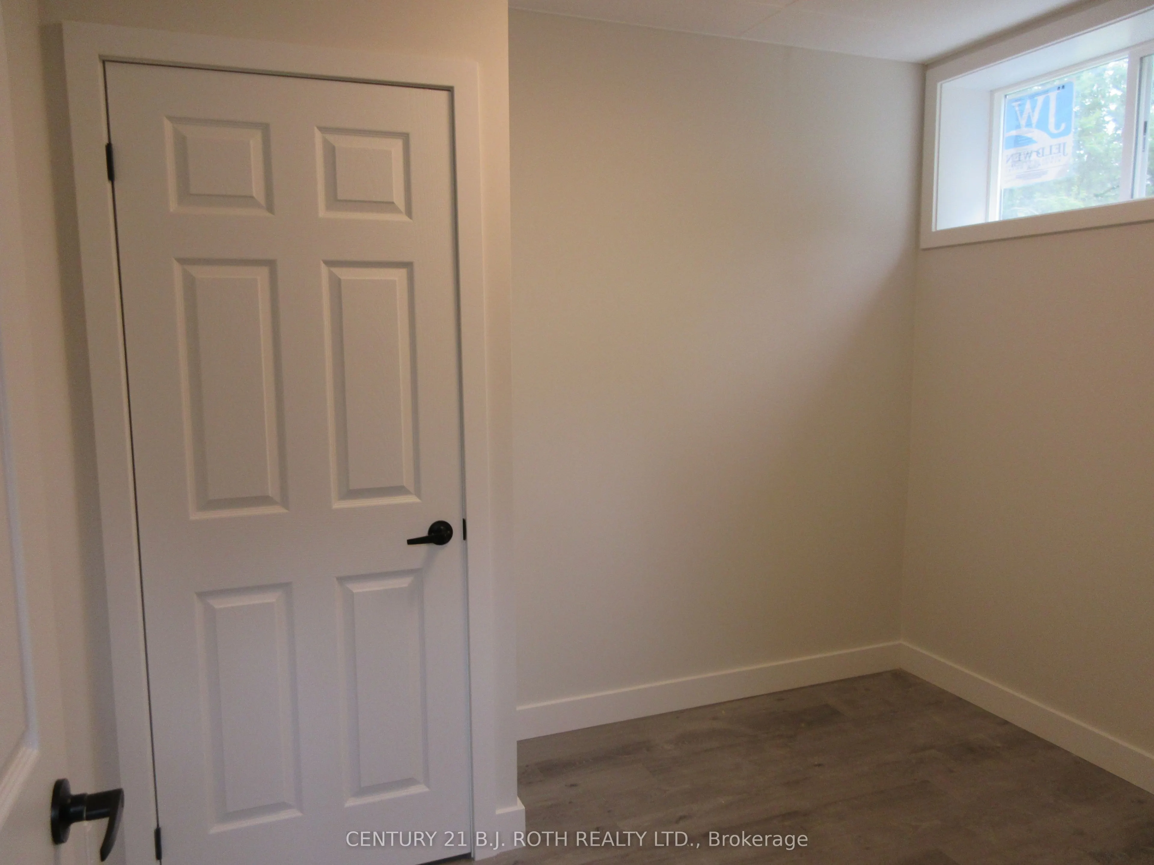 12 Harriet Street