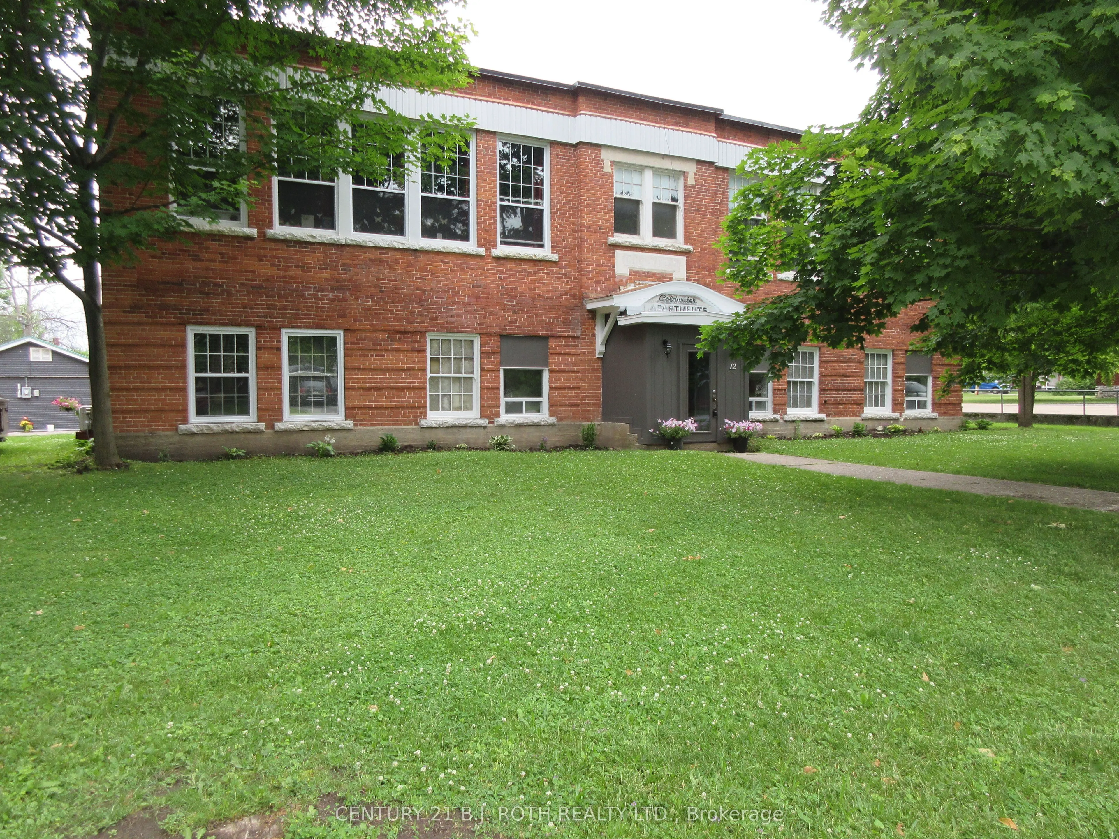 12 Harriet Street