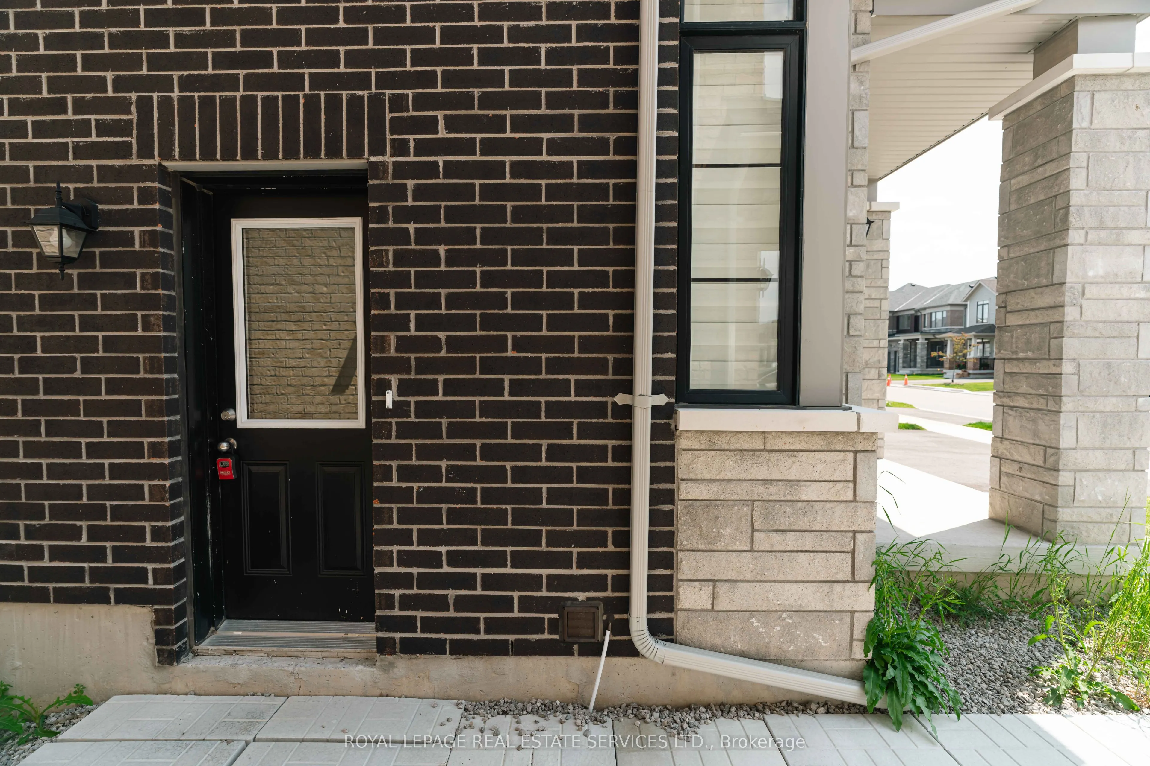 46 Bannister Road, #Upper