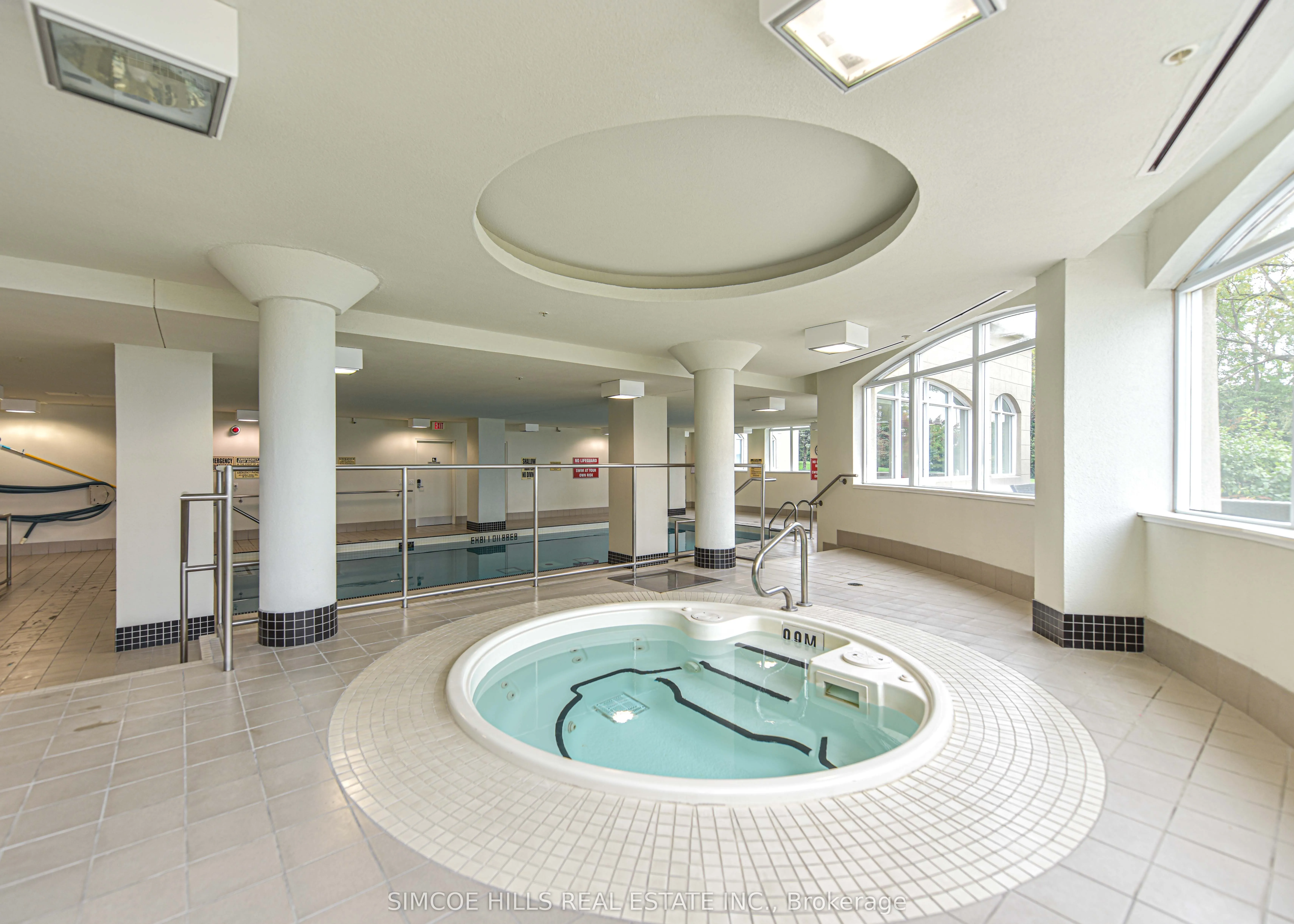 354 ATHERLEY Road, #402