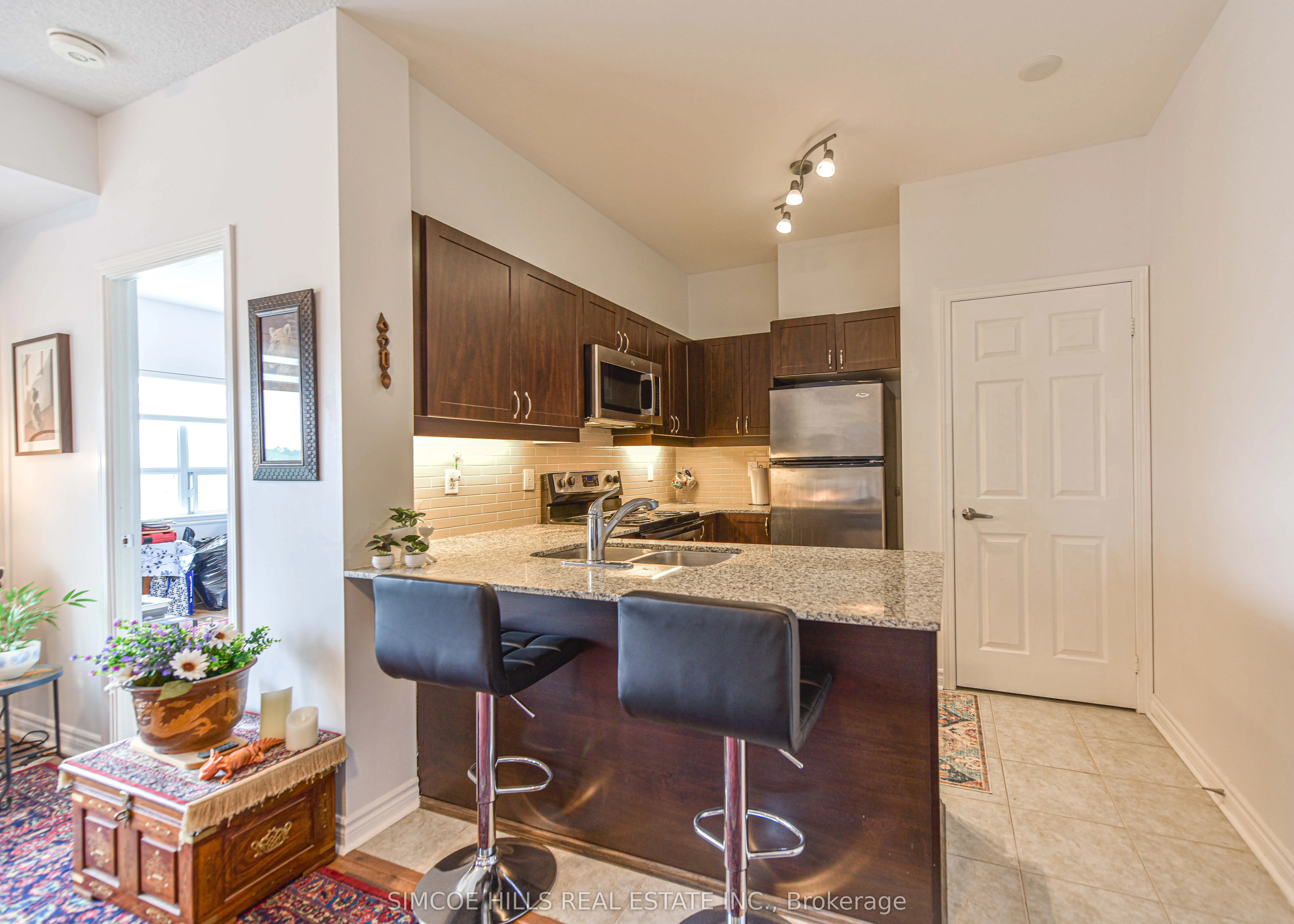 354 ATHERLEY Road, #402