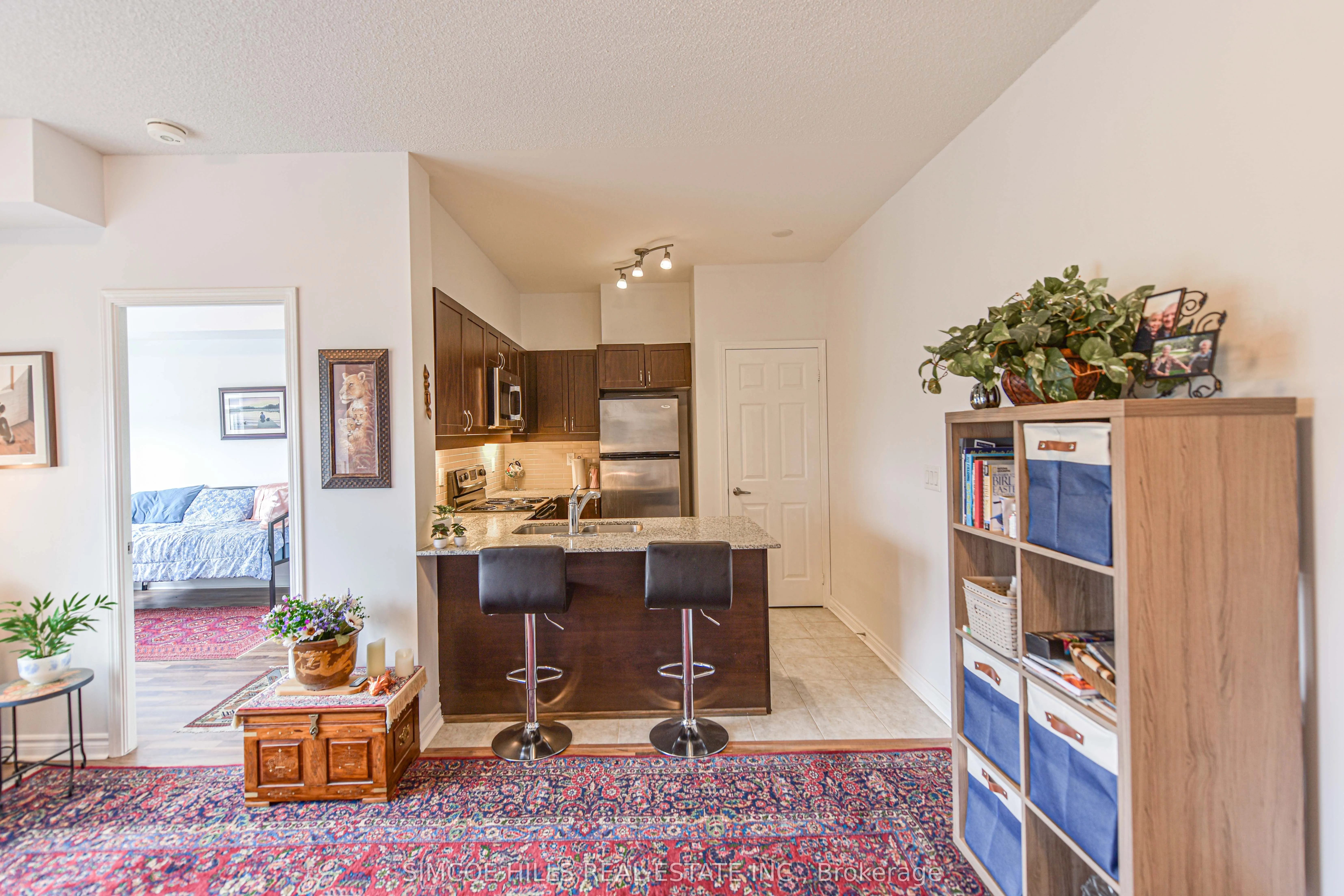 354 ATHERLEY Road, #402