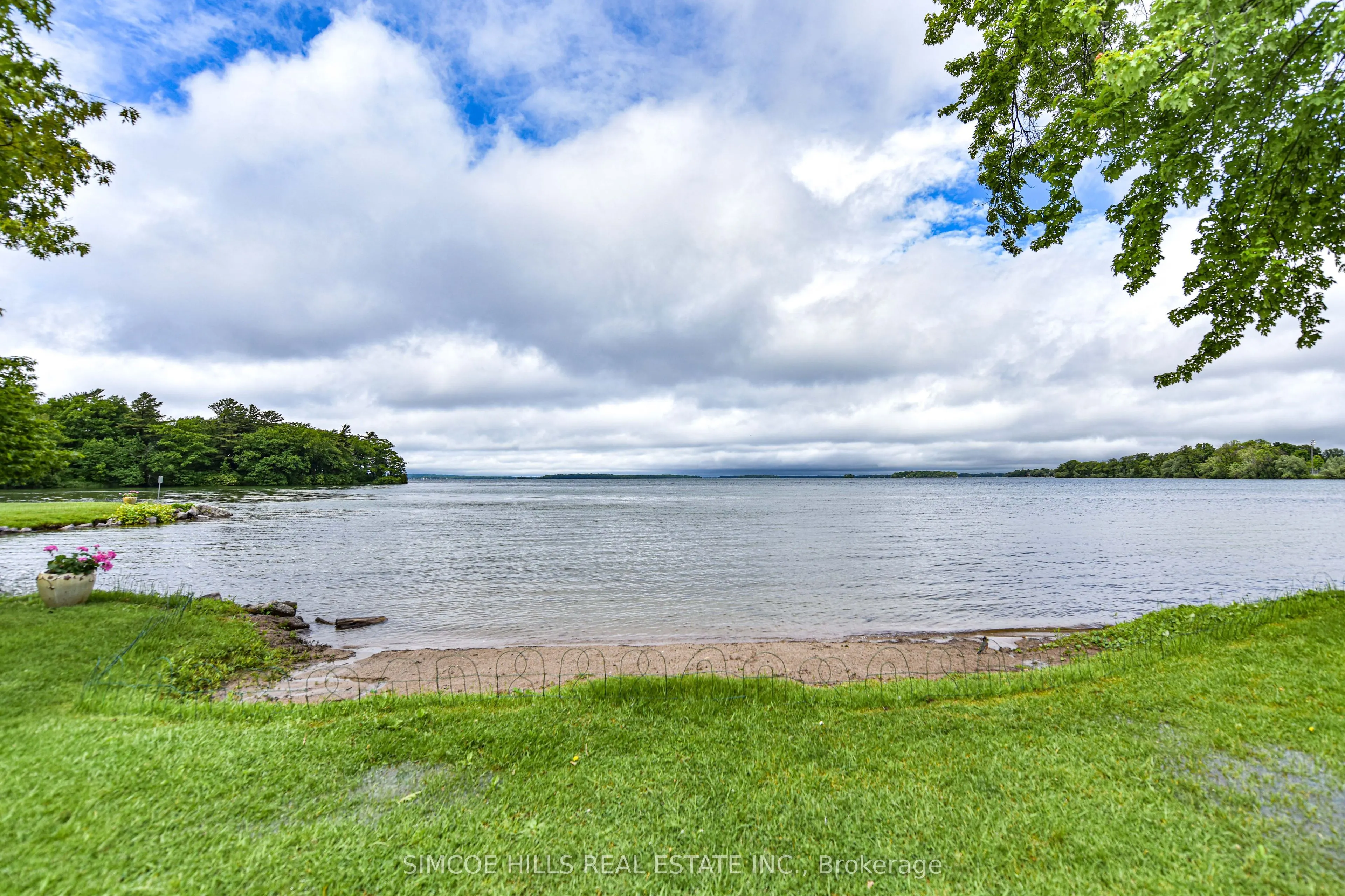 354 ATHERLEY Road, #402