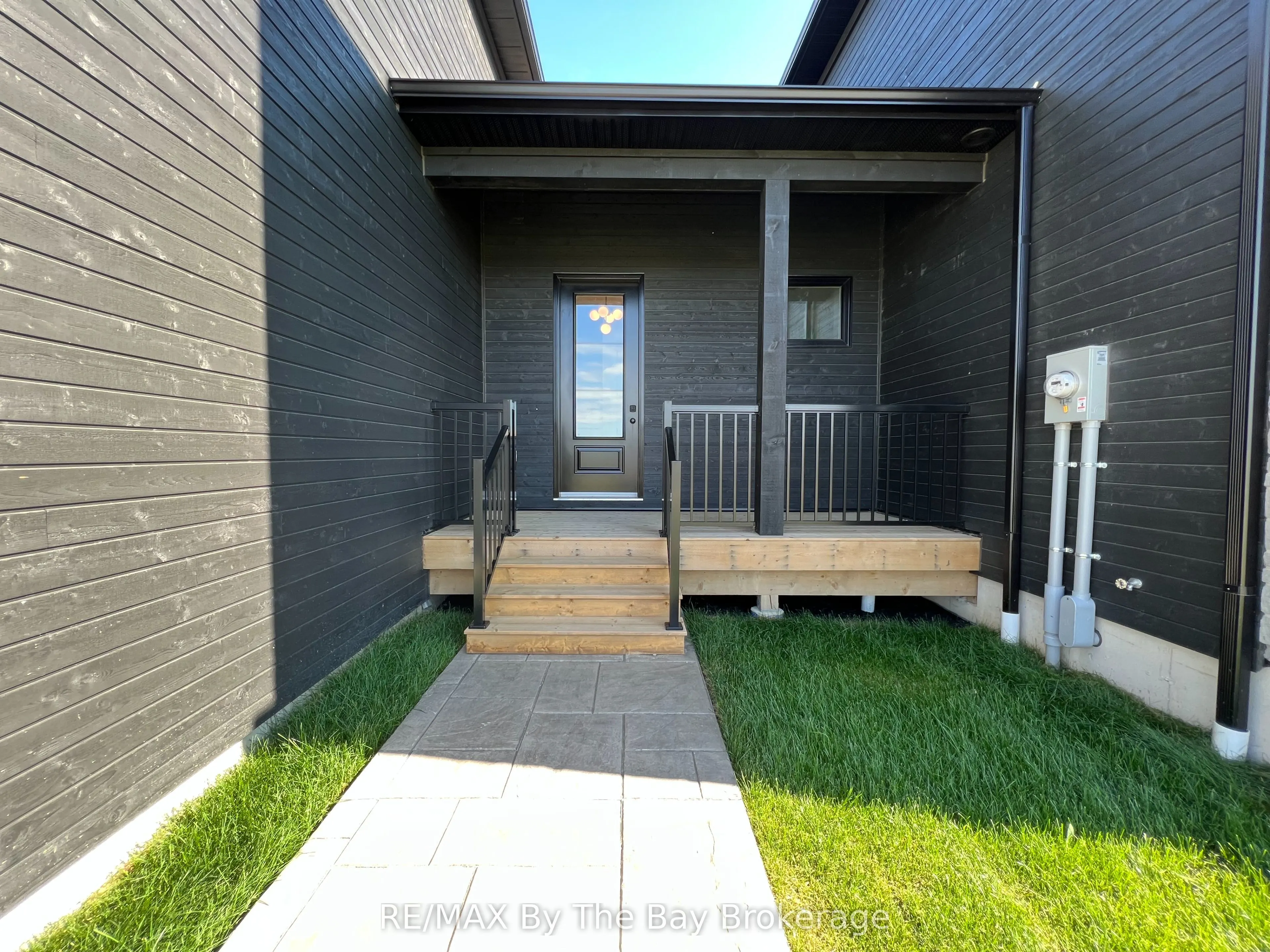 14 Raintree Court