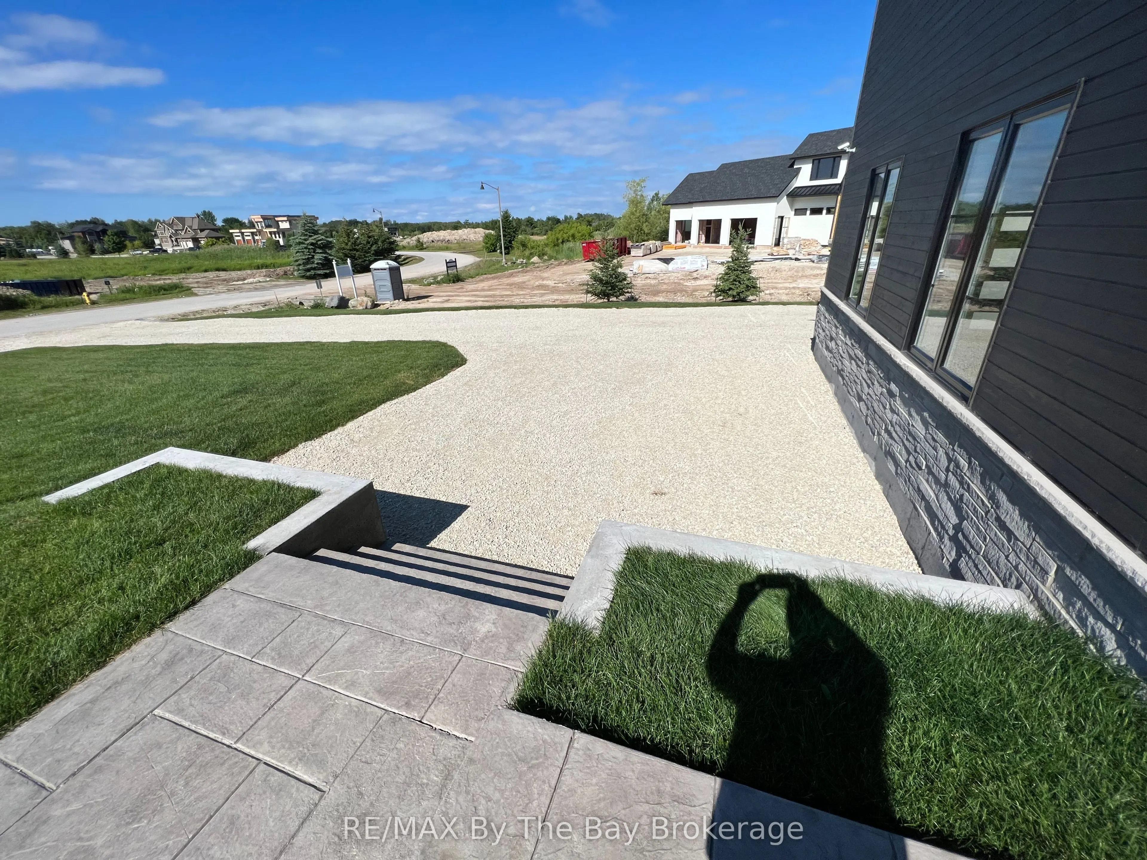 14 Raintree Court