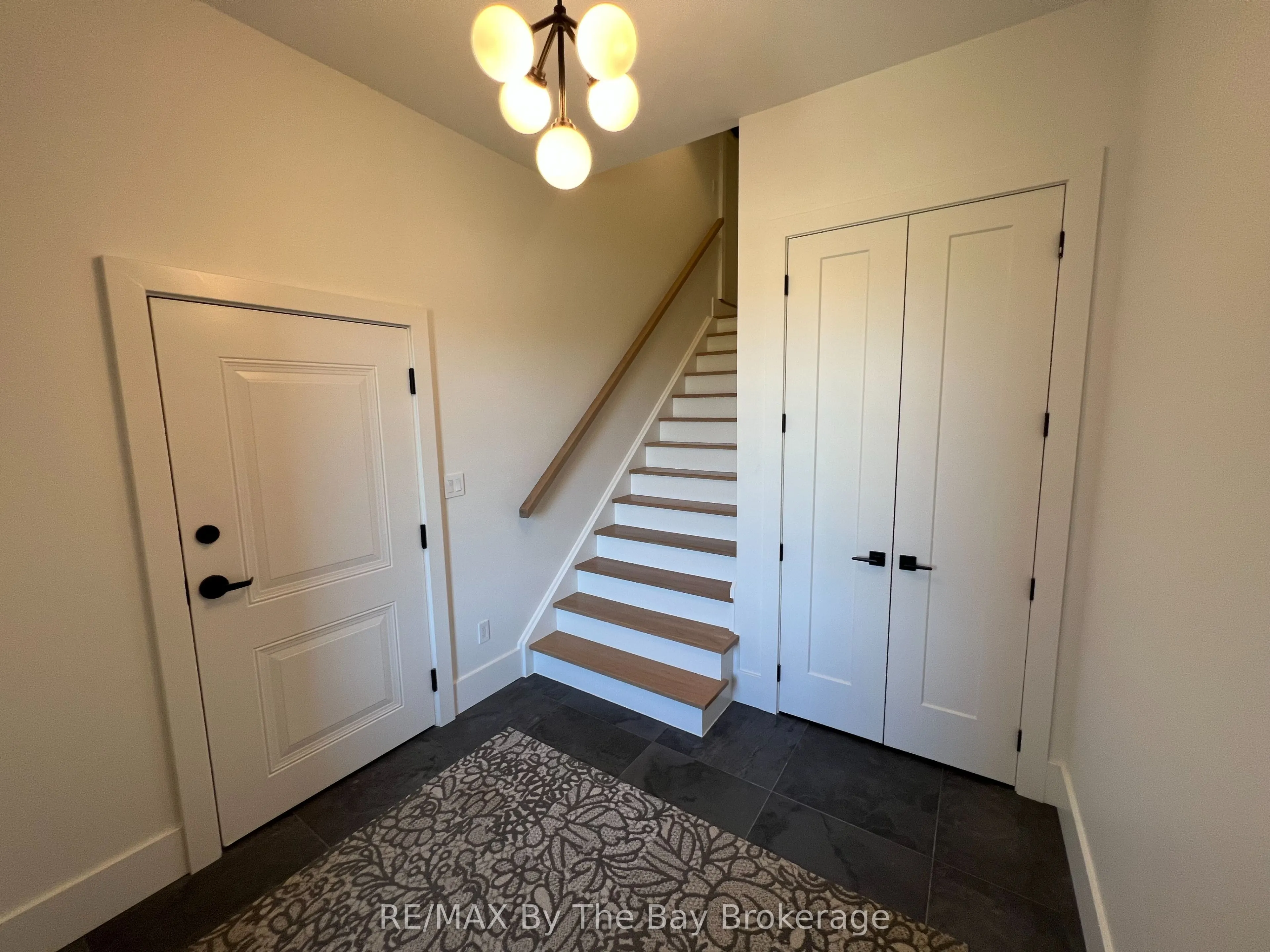 14 Raintree Court