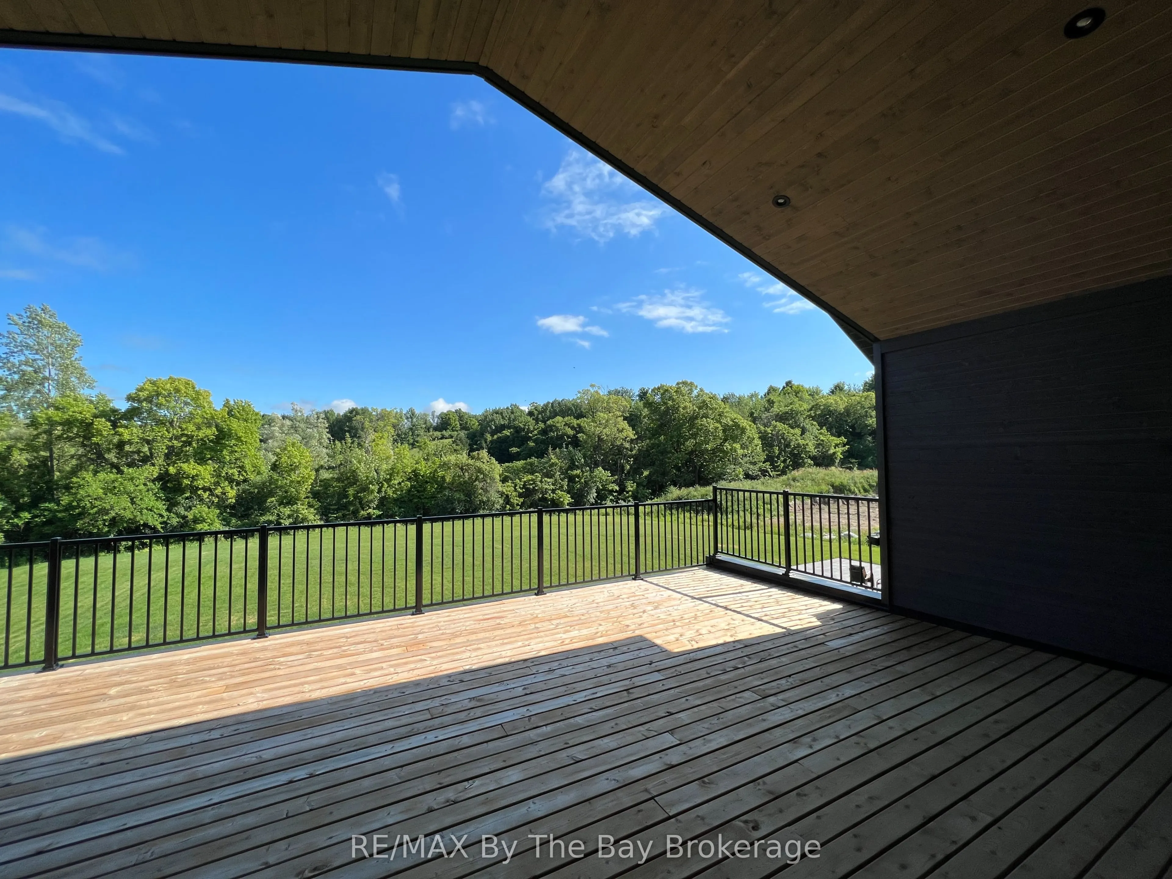14 Raintree Court