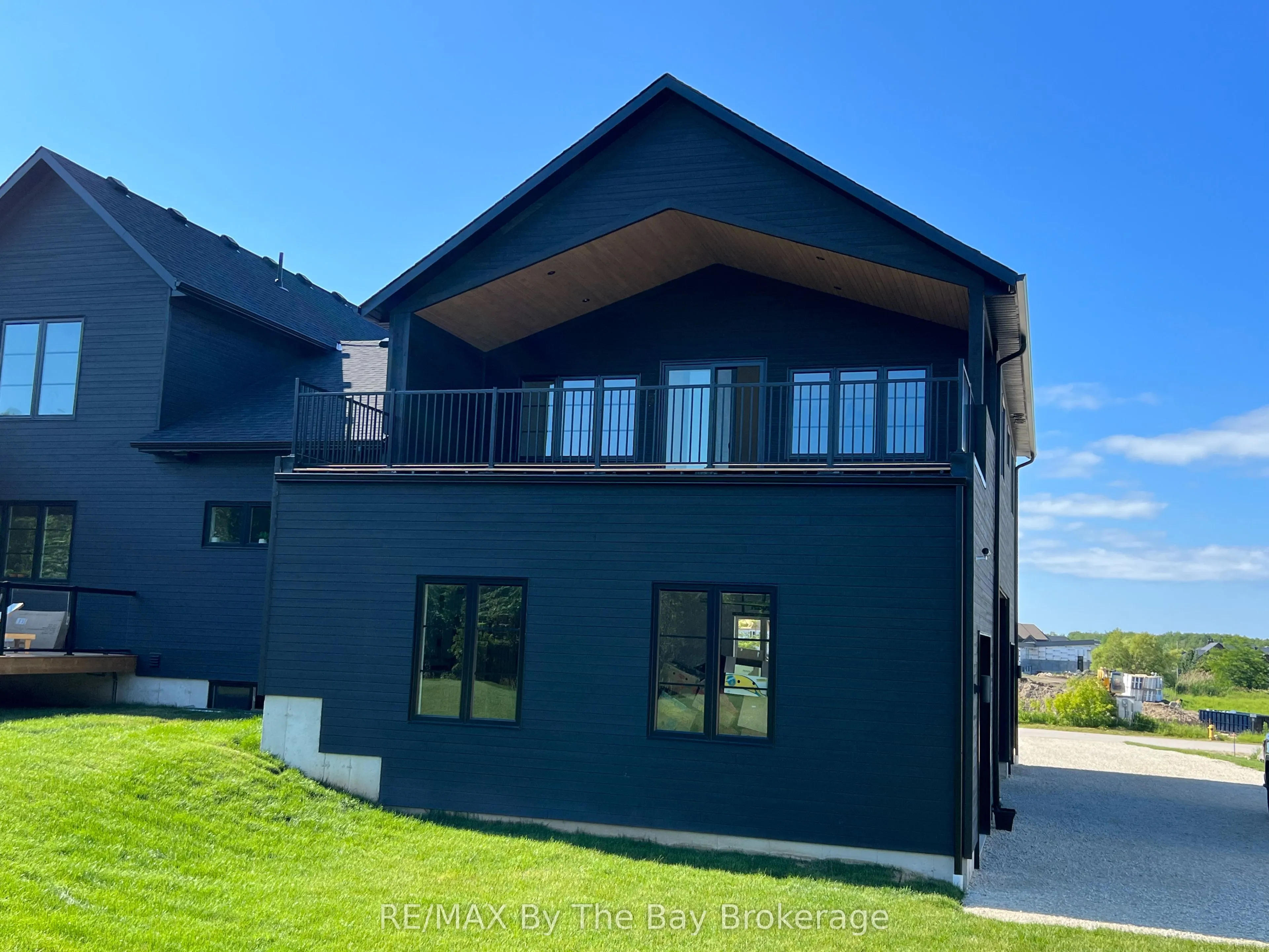 14 Raintree Court
