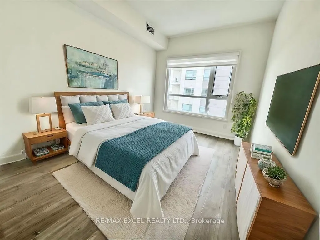 58 Lakeside Terrace, #1005
