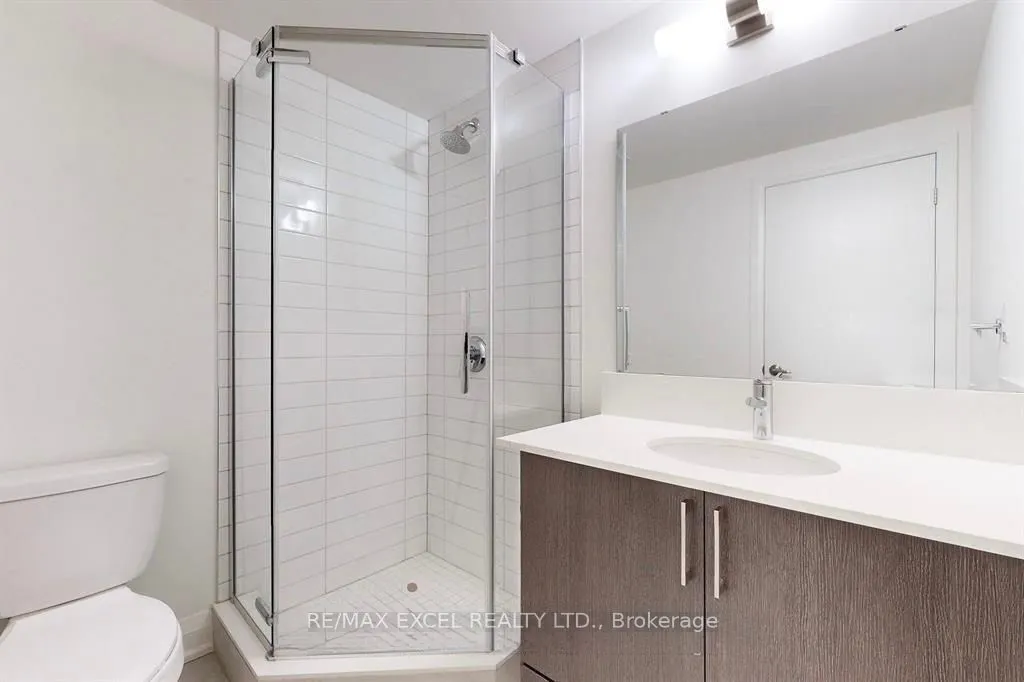 58 Lakeside Terrace, #1005