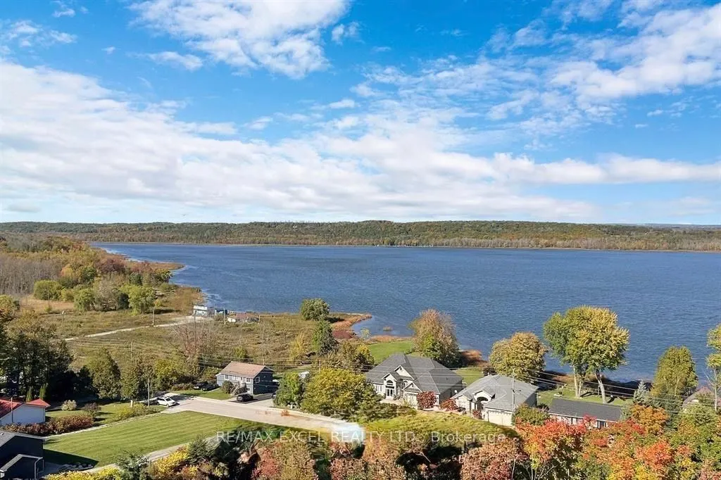 58 Lakeside Terrace, #1005