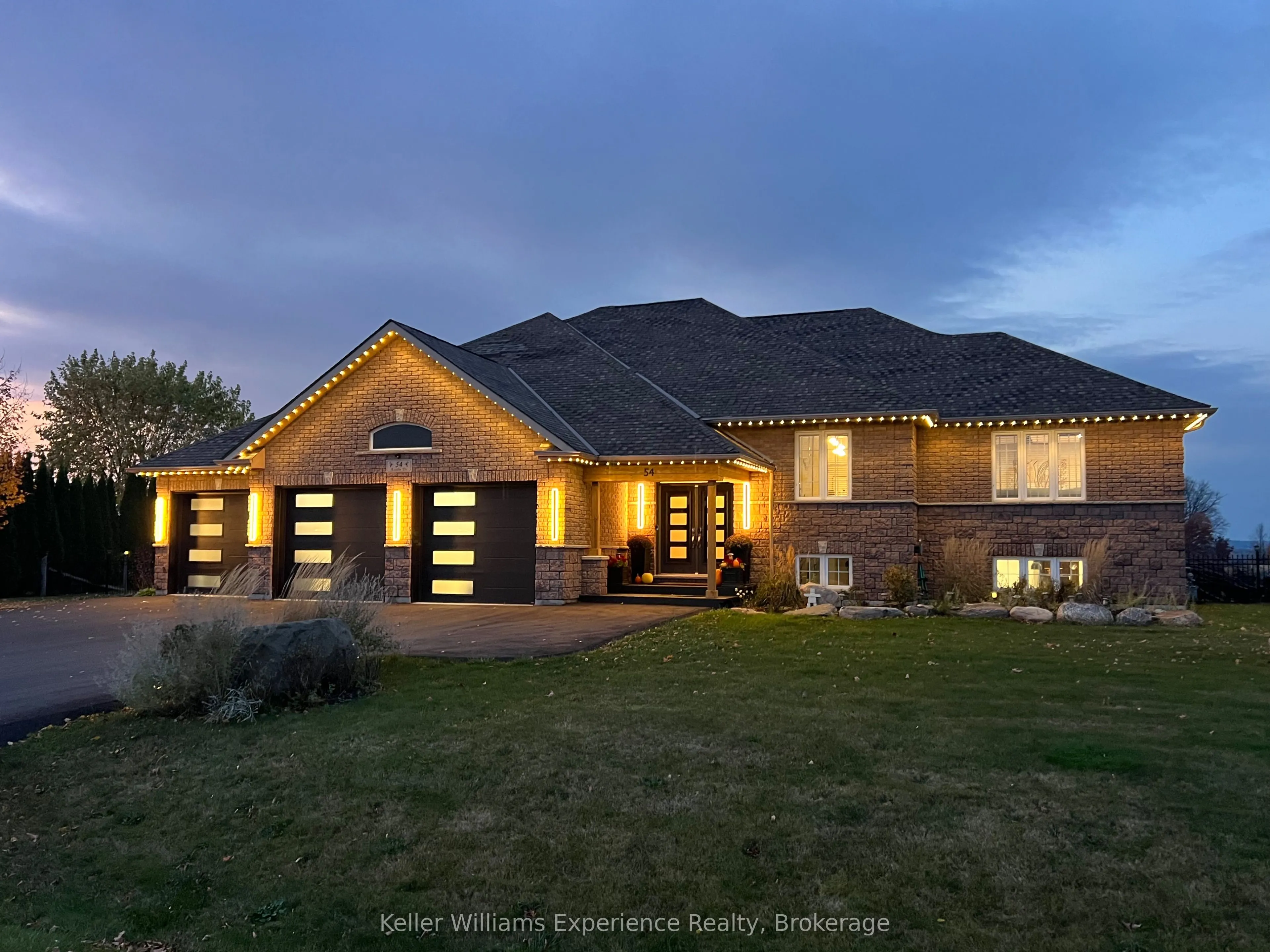 54 ASSELIN Drive