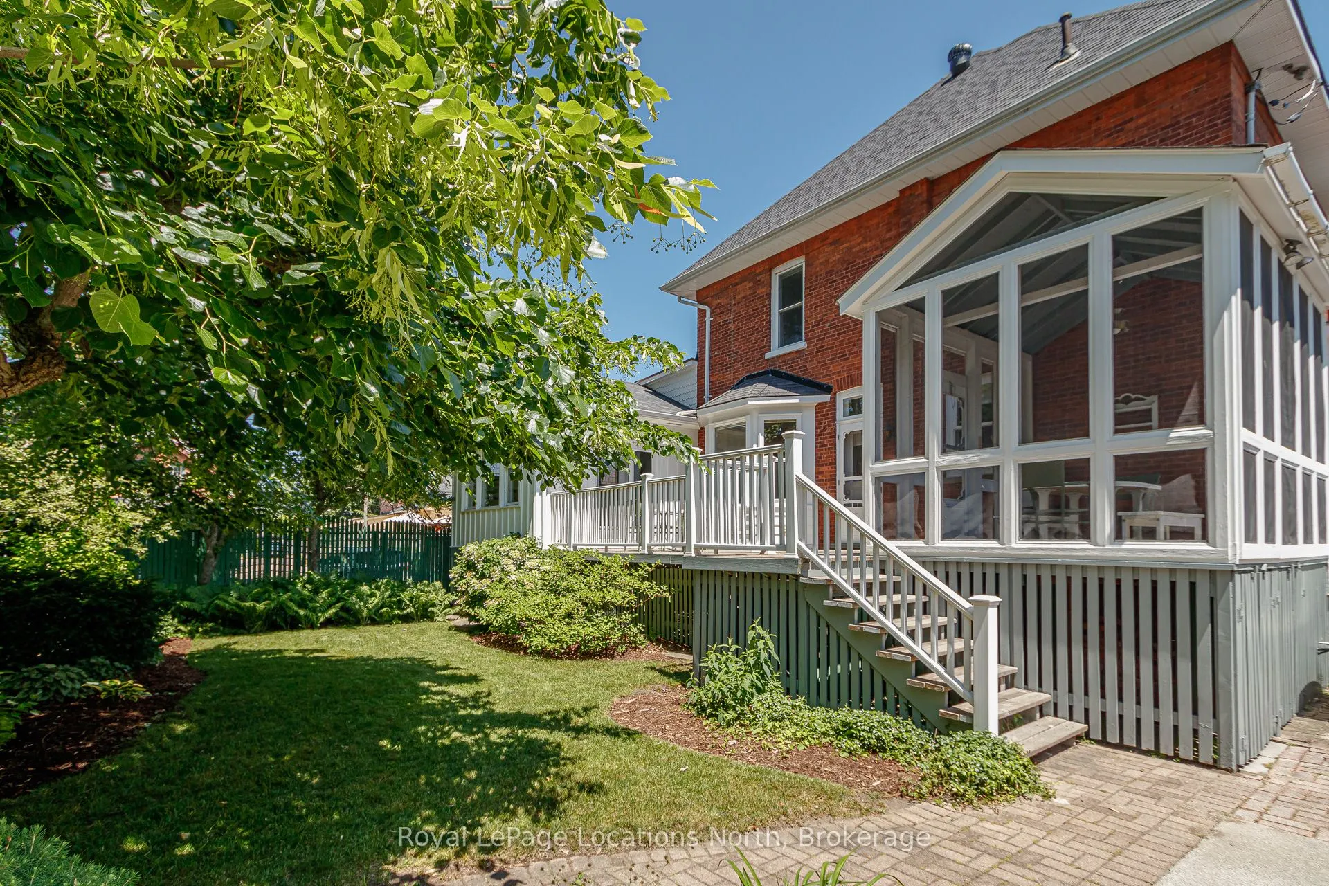 284 Maple Street