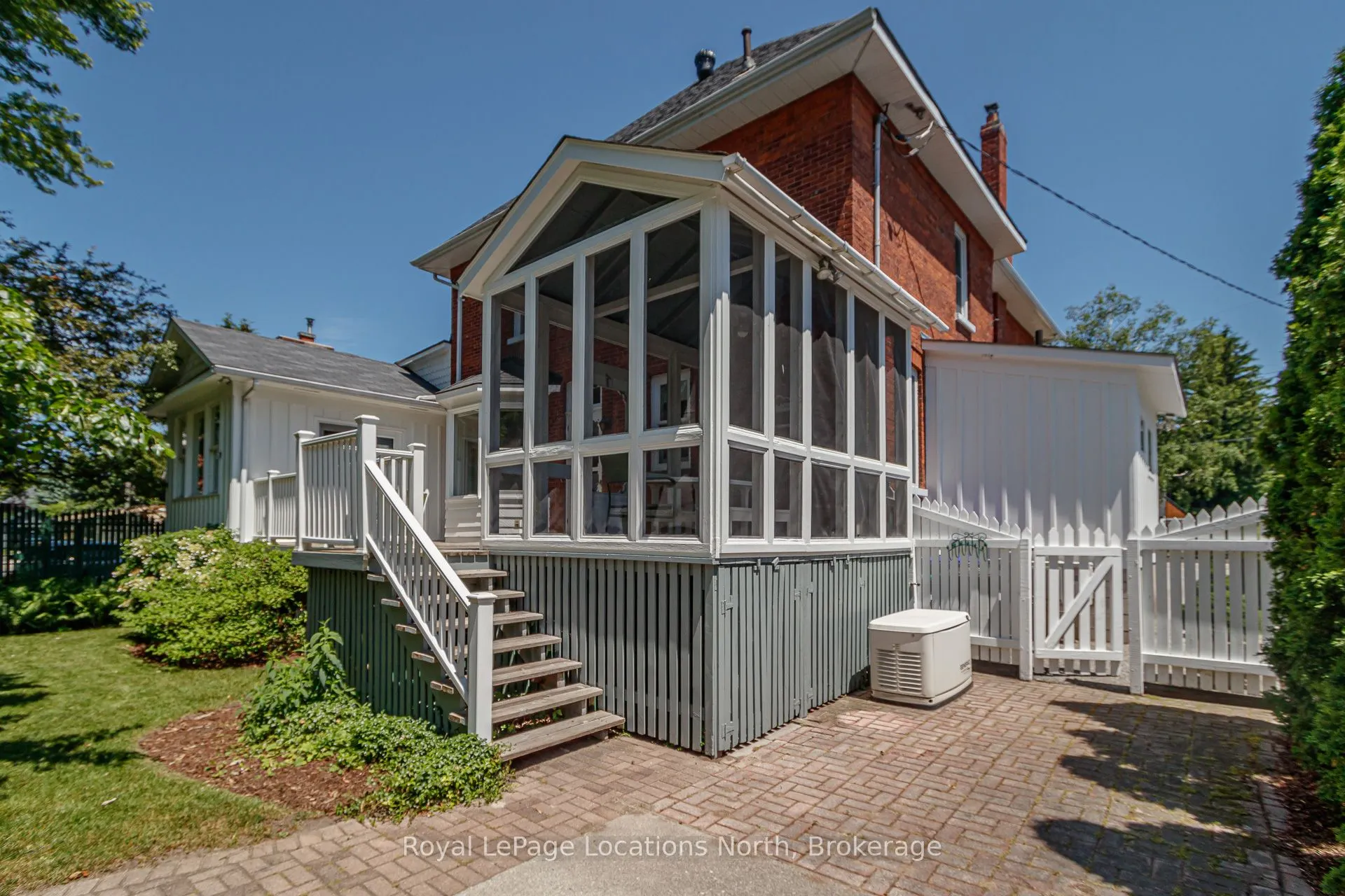 284 Maple Street