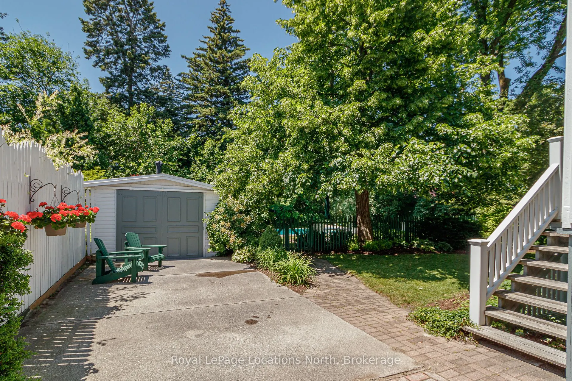 284 Maple Street