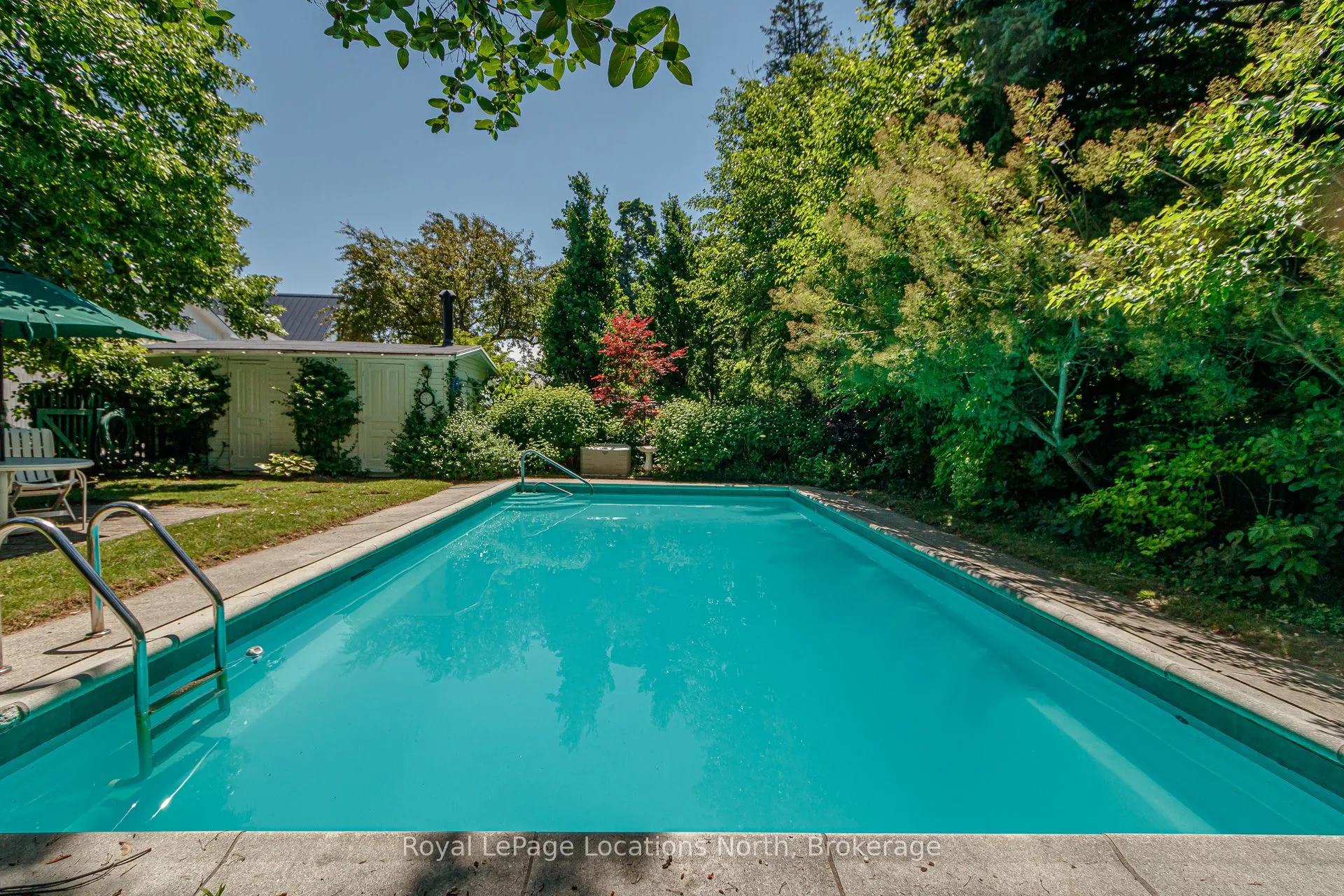 284 Maple Street