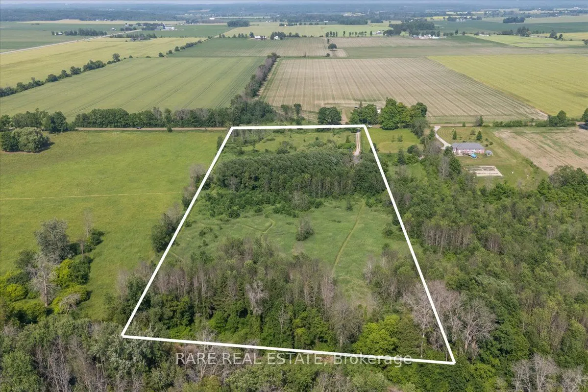 1148 Glengarry Landing Road S
