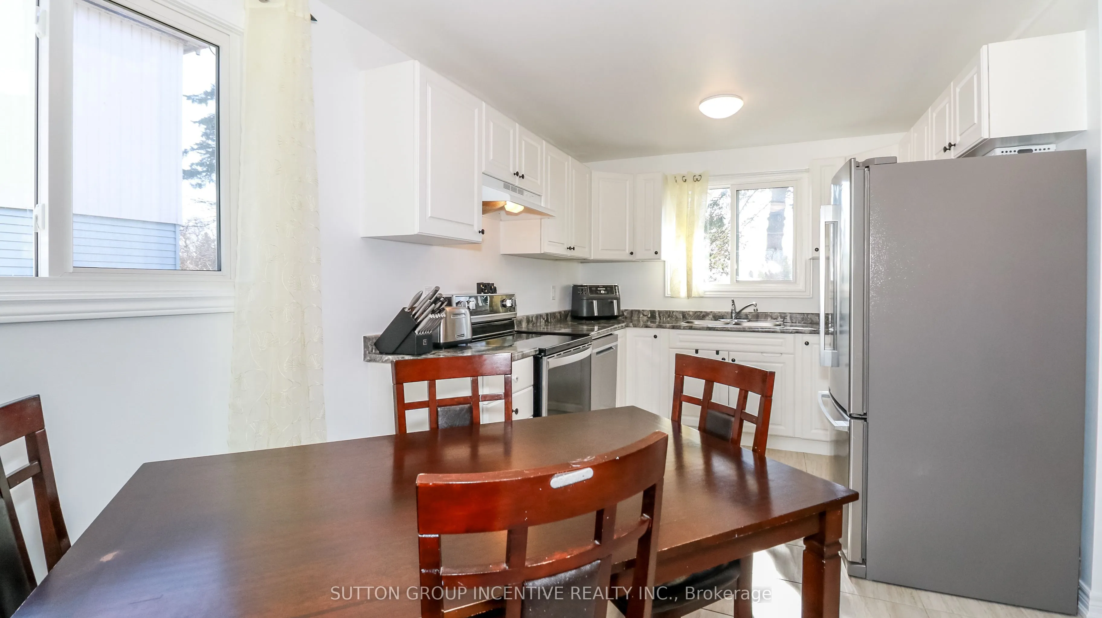220 Letitia Street