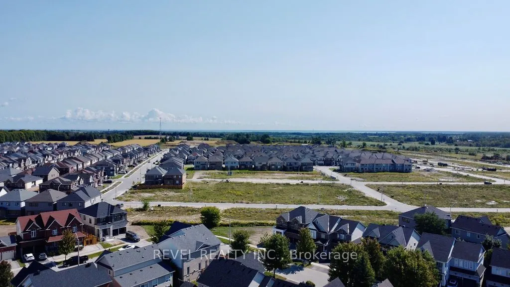 166 SUCCESSION Crescent