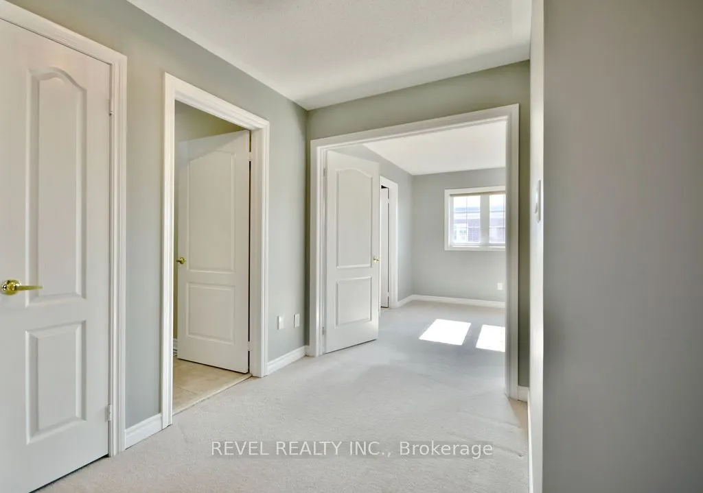166 SUCCESSION Crescent