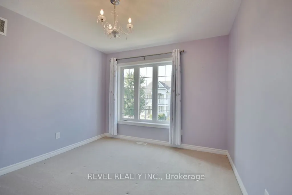 166 SUCCESSION Crescent