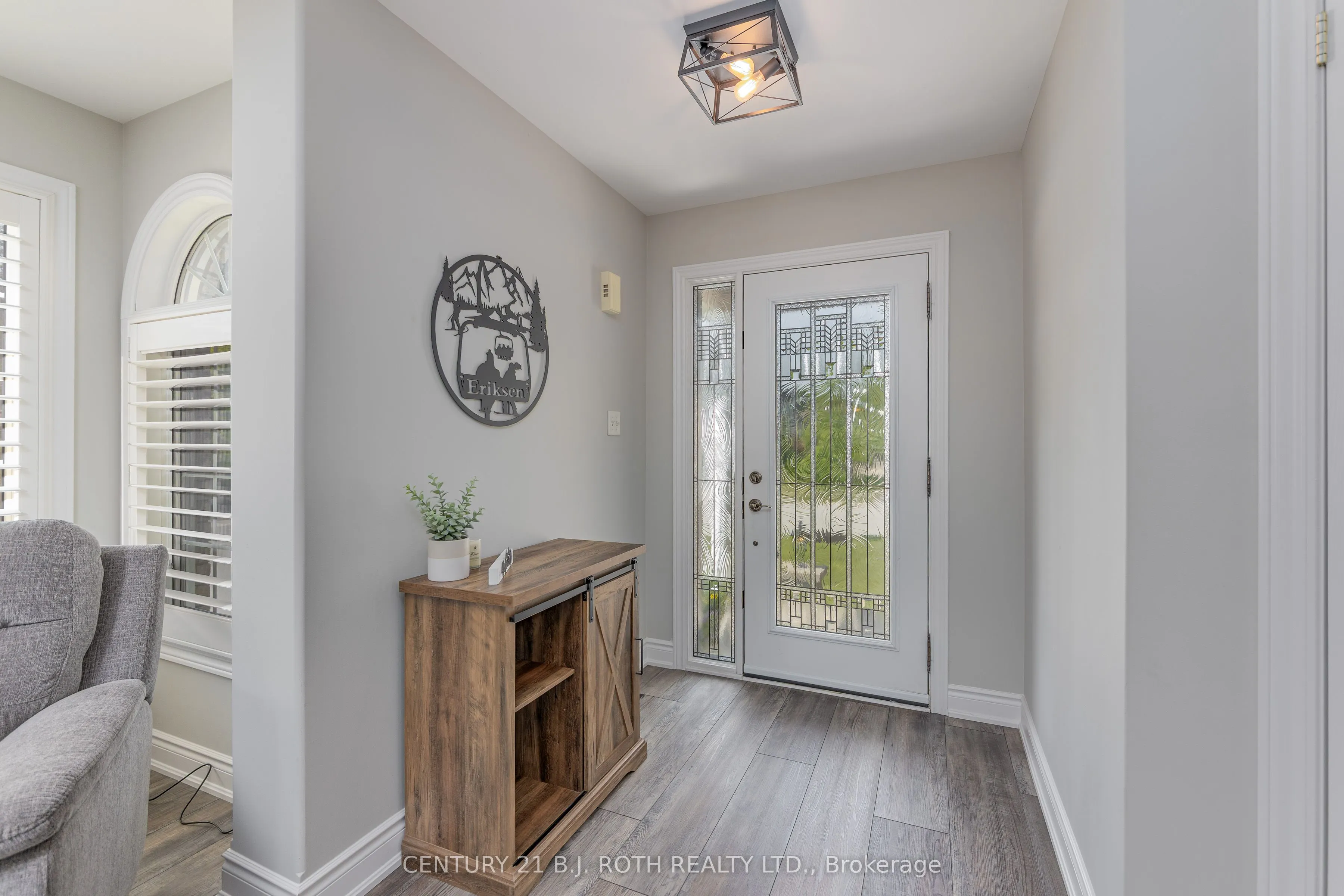 143 Crompton Drive