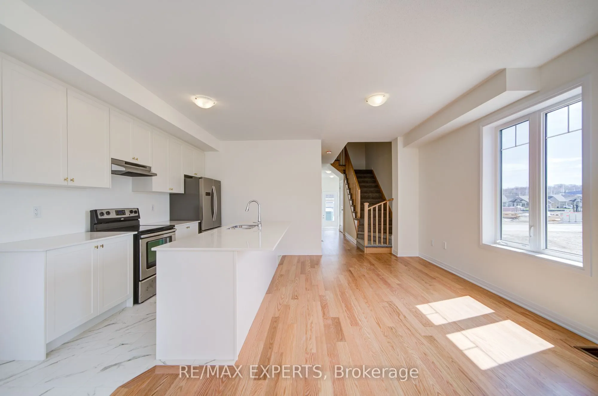 564 Hudson Crescent