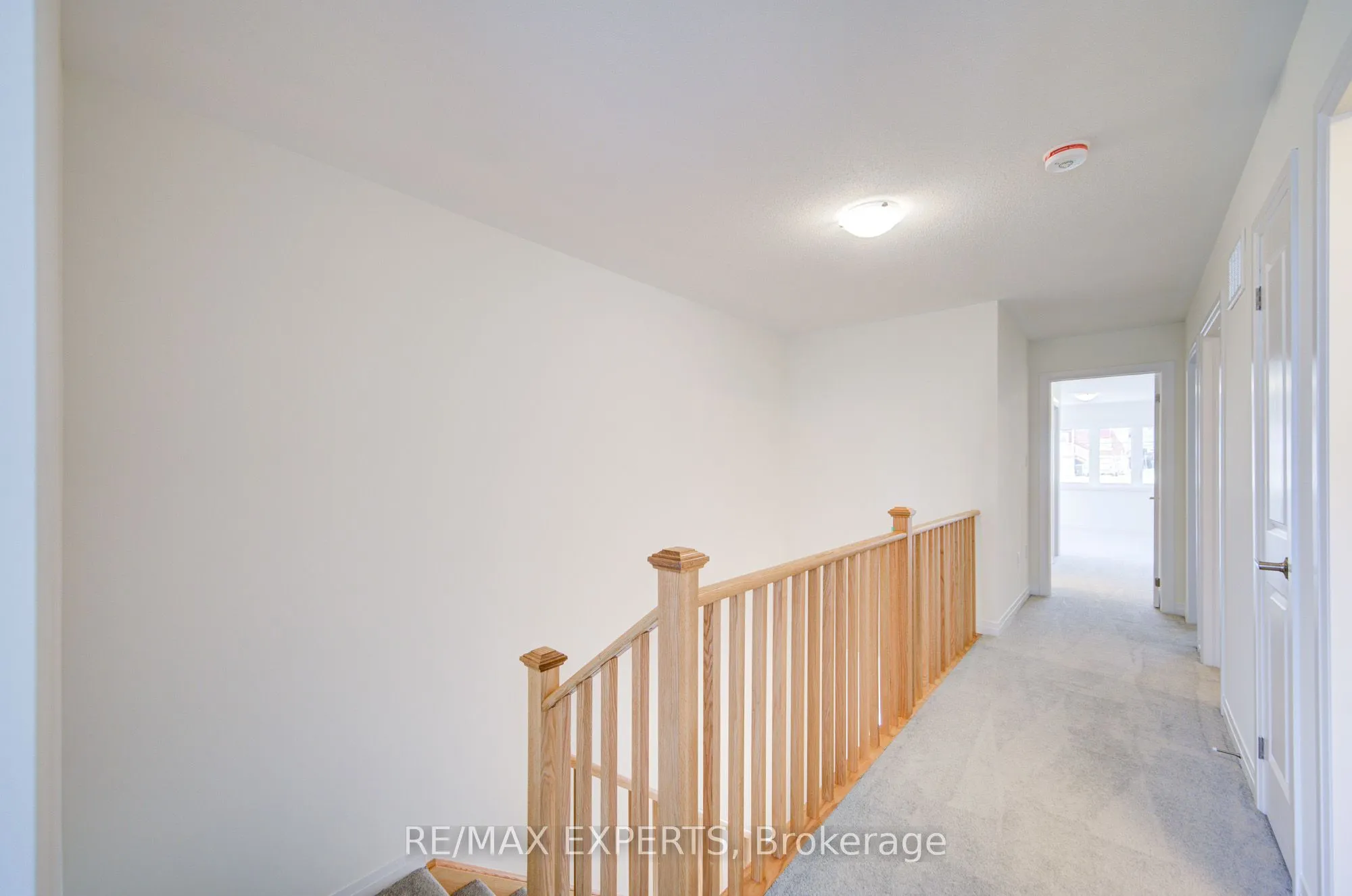 564 Hudson Crescent