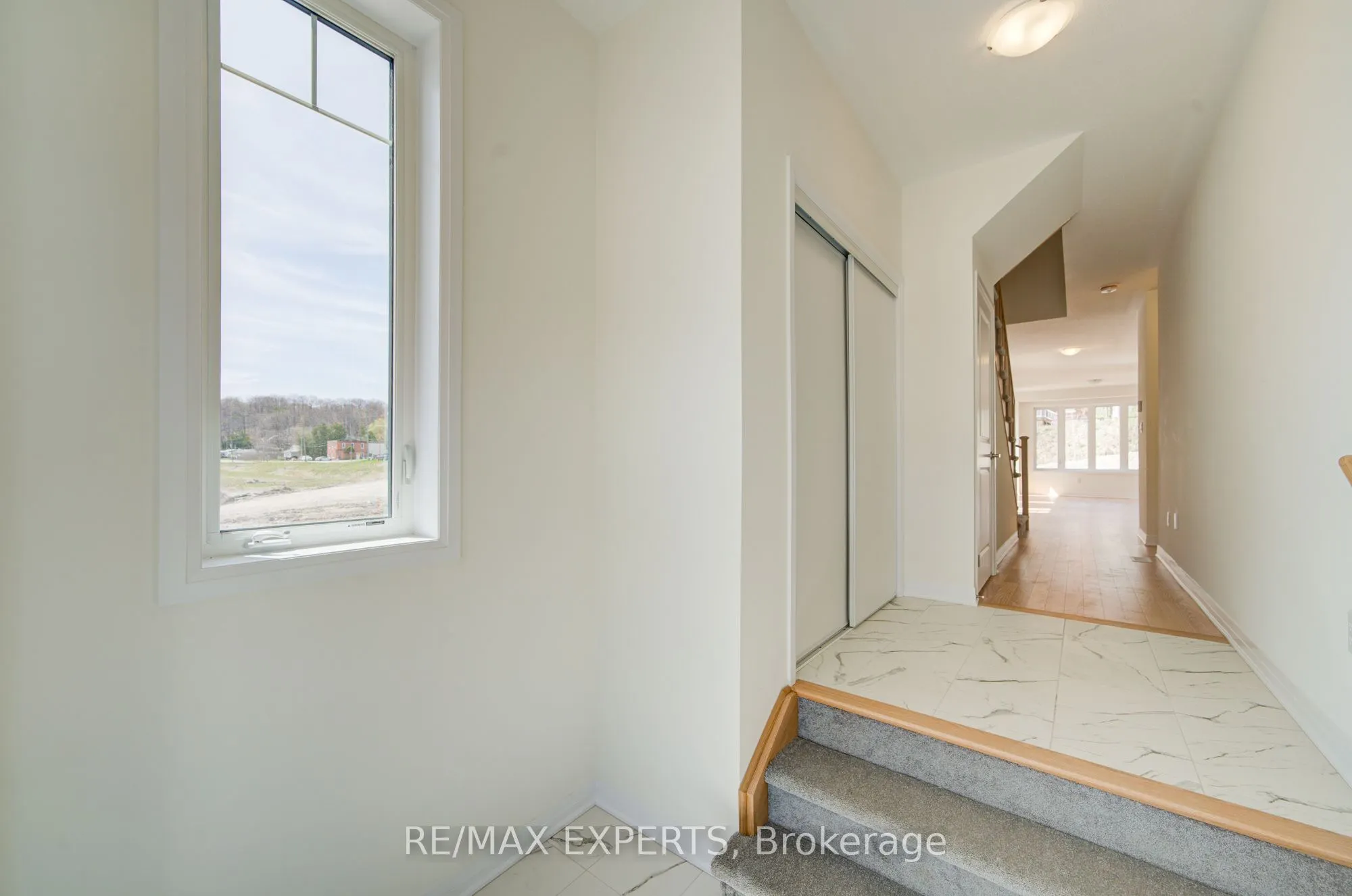 564 Hudson Crescent