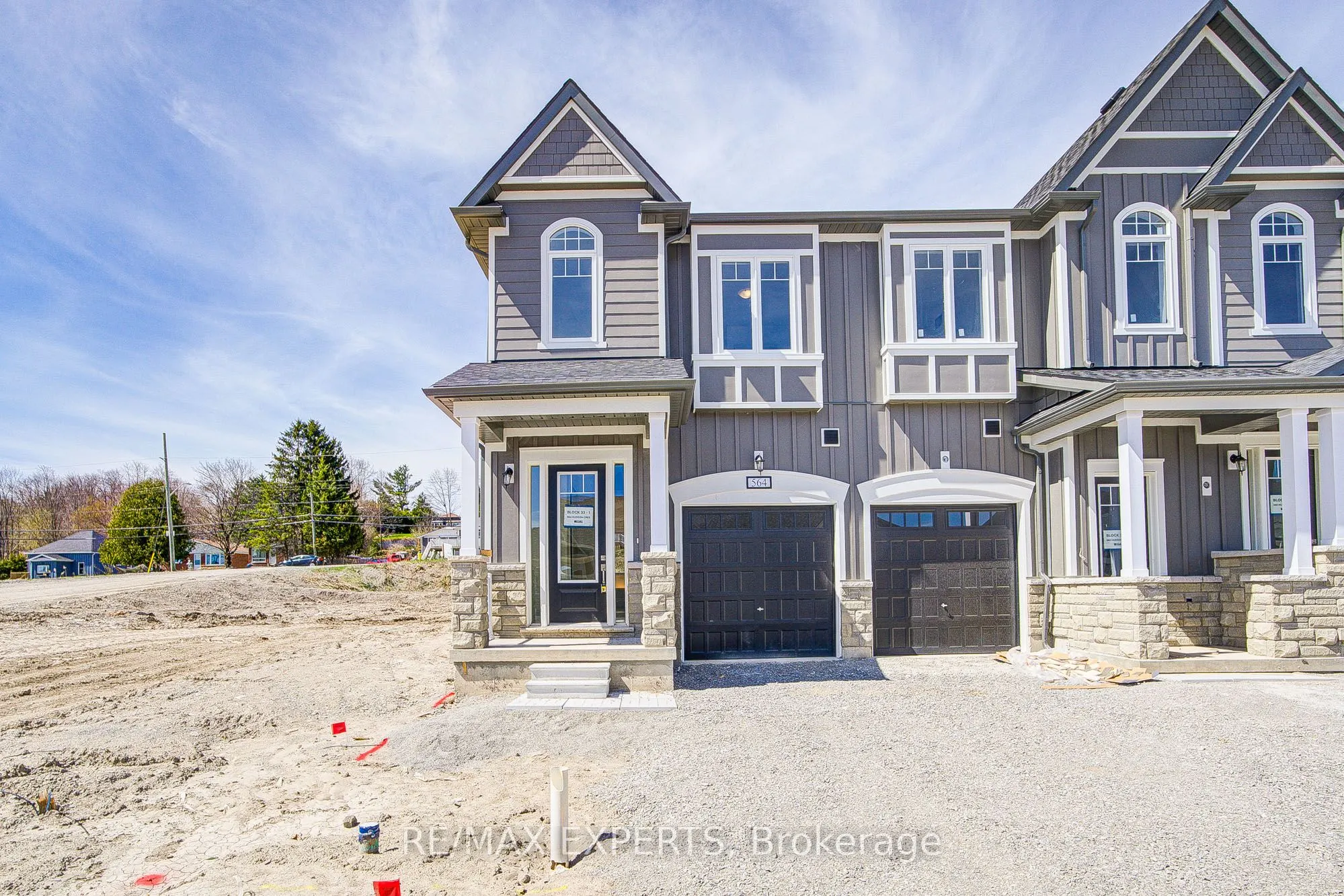 564 Hudson Crescent