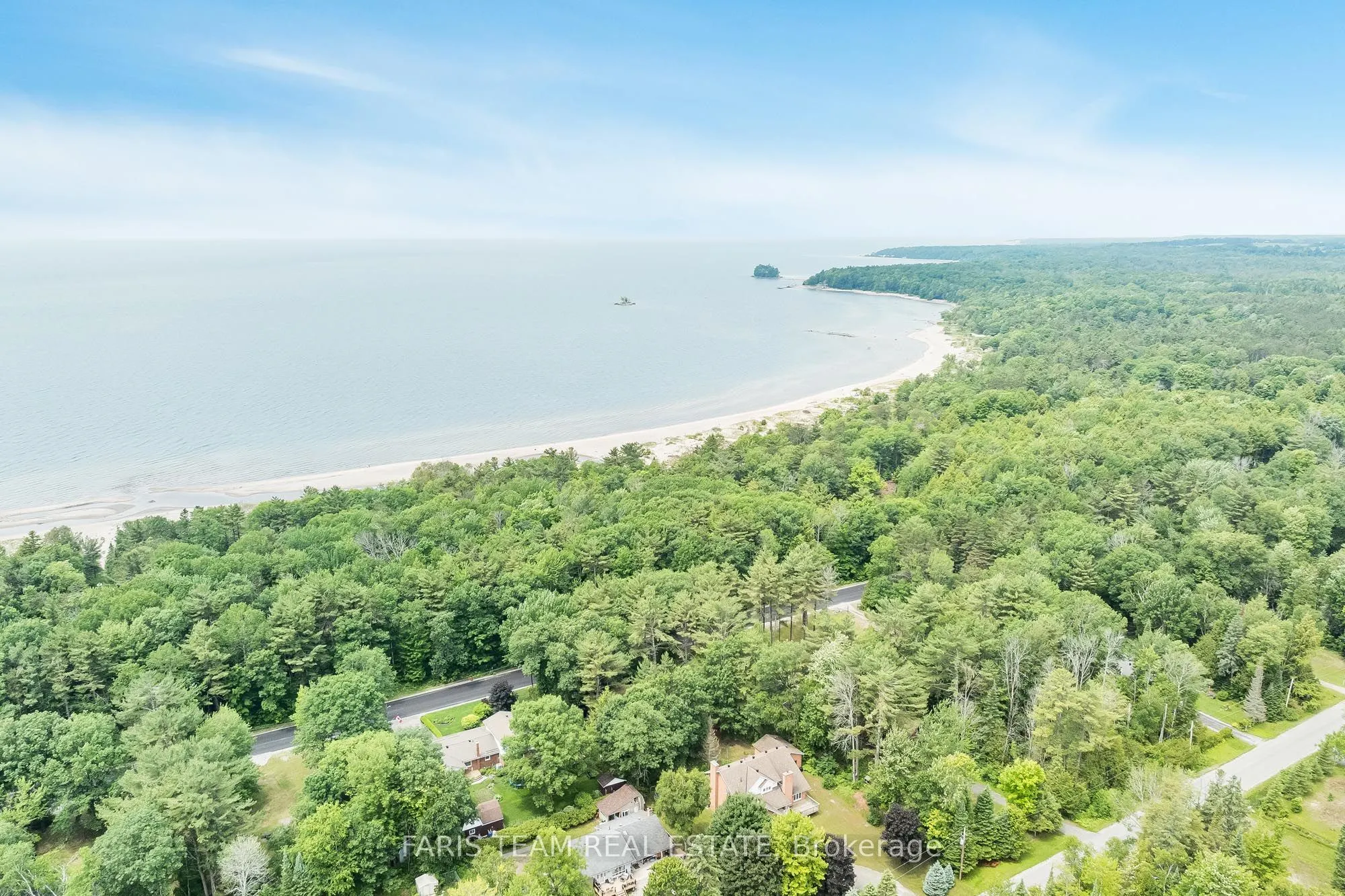 519 Tiny Beaches Road N