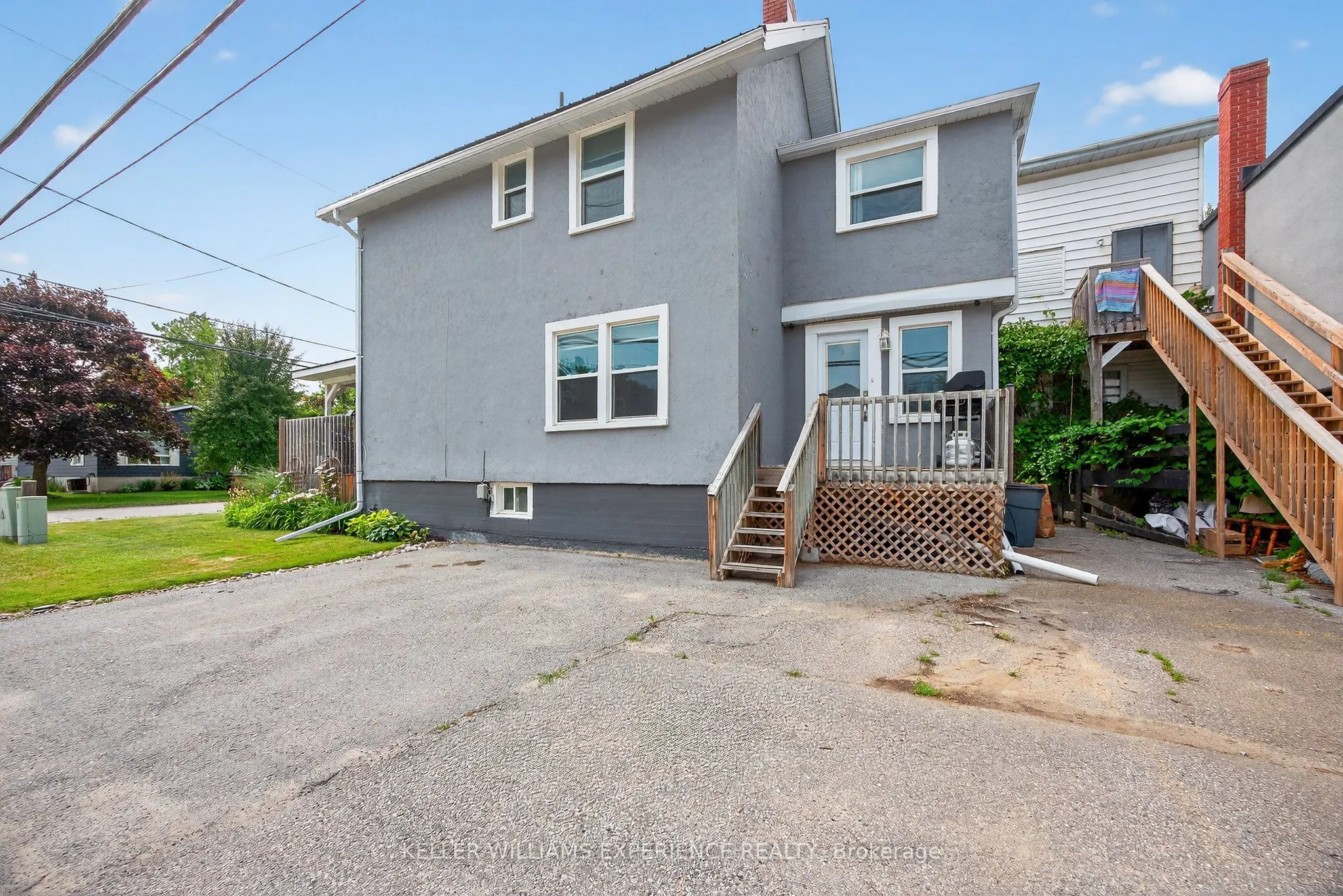 120 DUNLOP Street