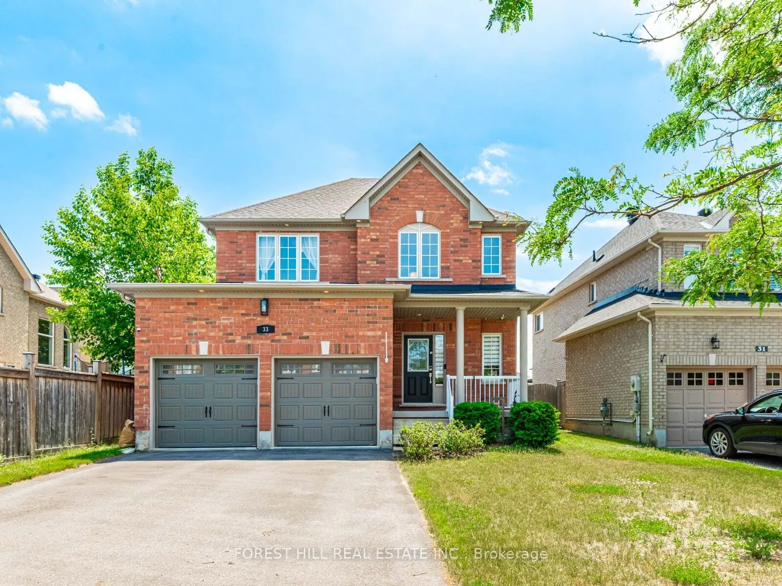 33 CONNAUGHT Lane
