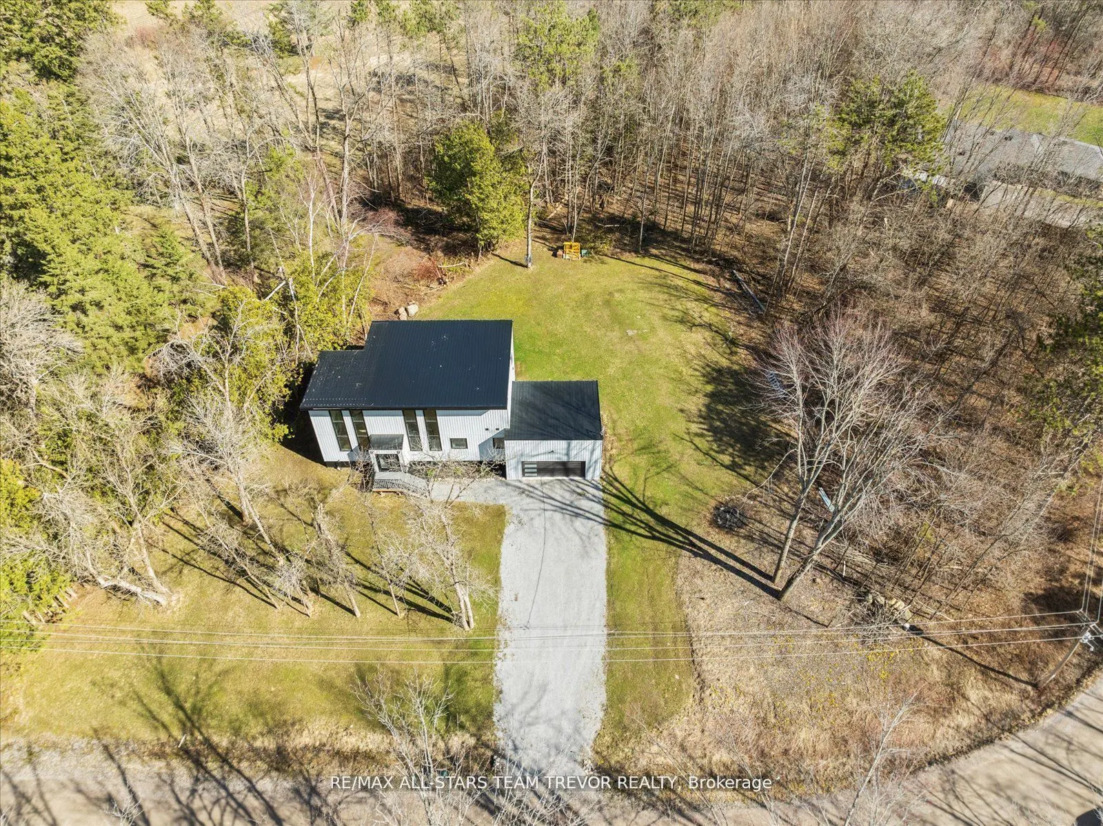 3441 Louis Lane