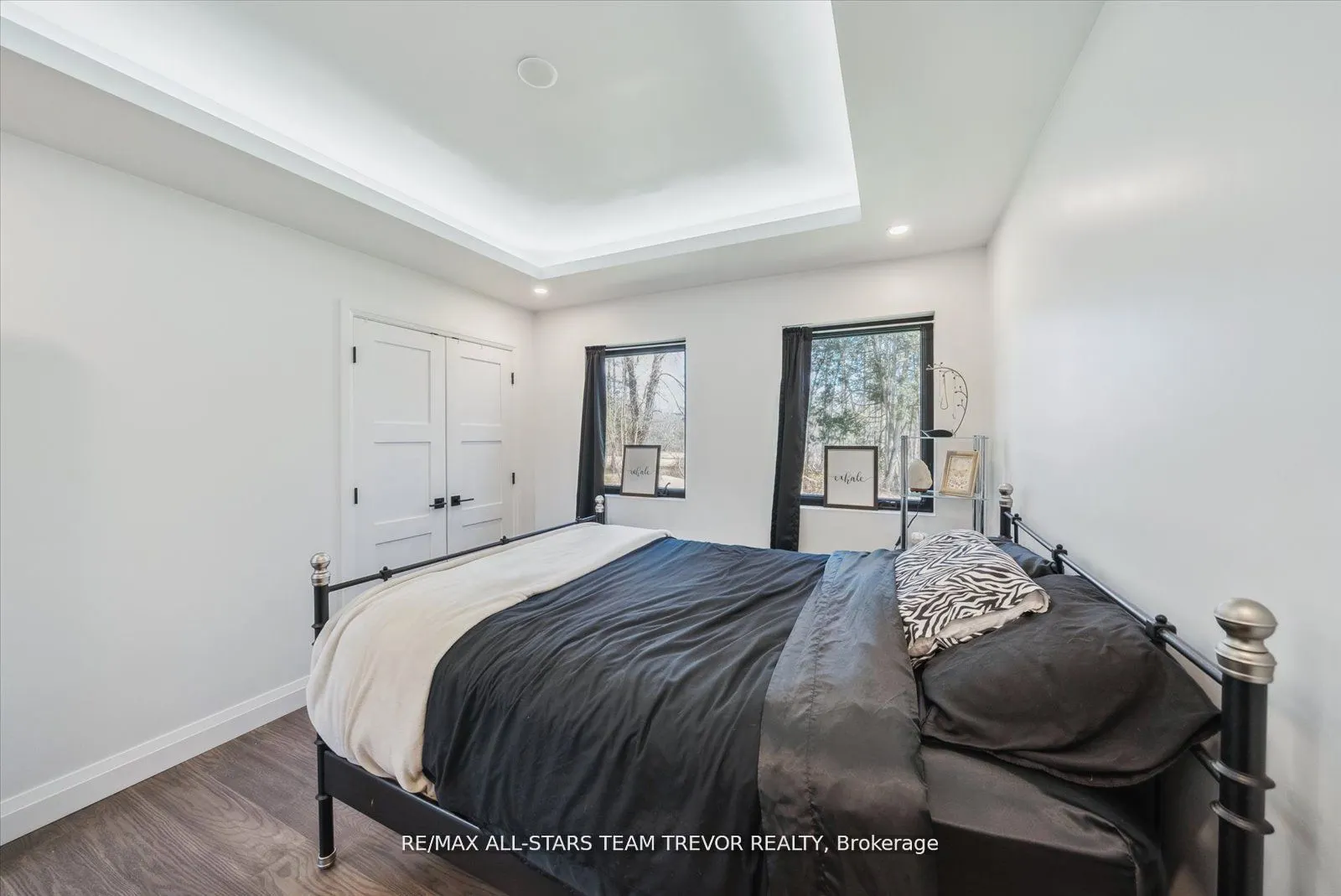 3441 Louis Lane