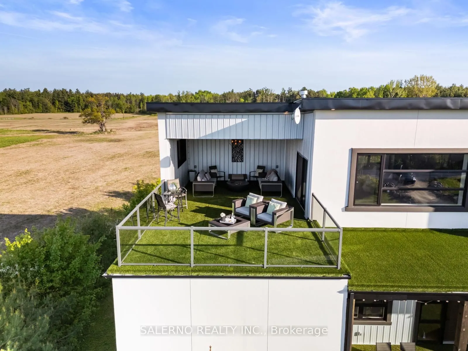 6903 36/37 Nottawasaga Side Road E