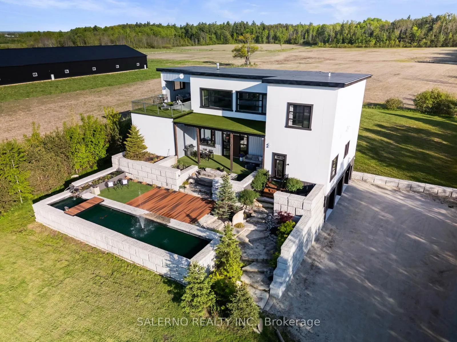 6903 36/37 Nottawasaga Side Road E